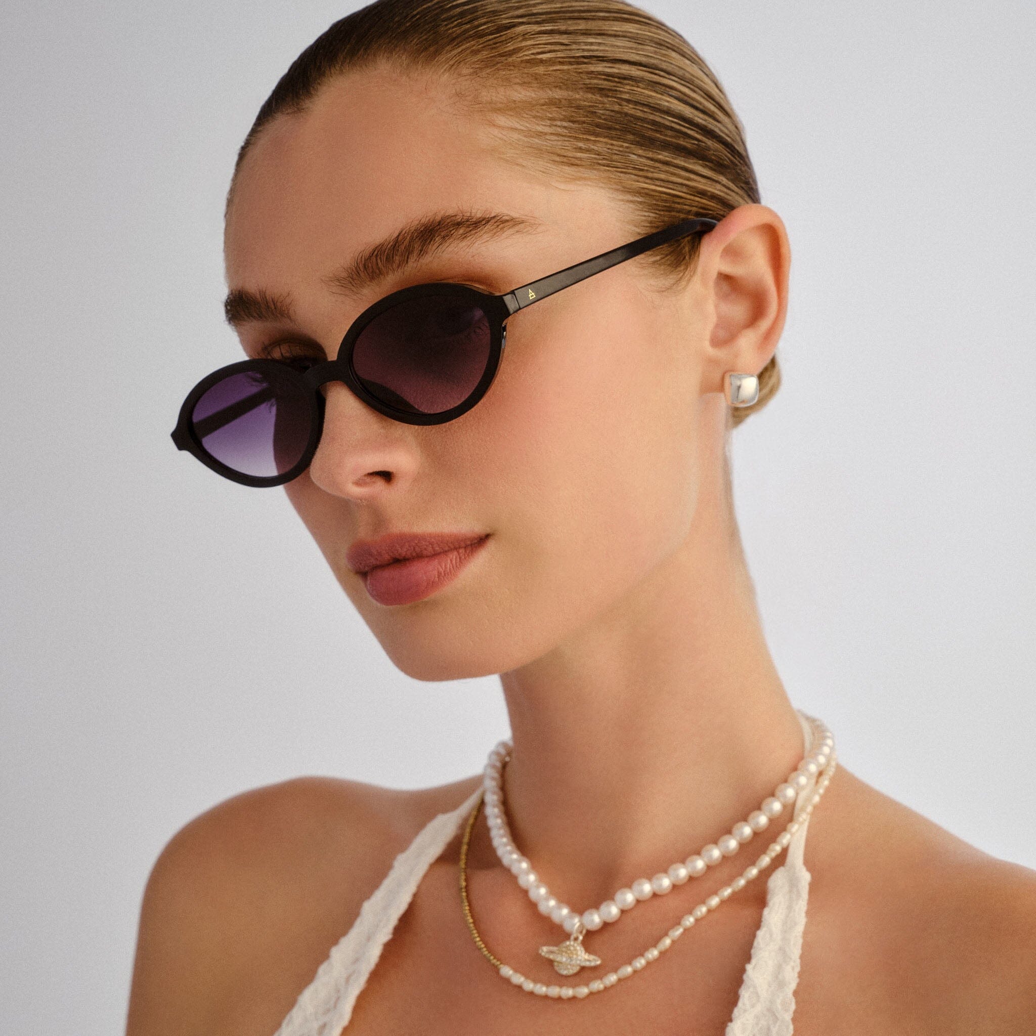 Aire Shades Pyxis Women's Sunglasses - Black Women's Sunglasses Aire Shades