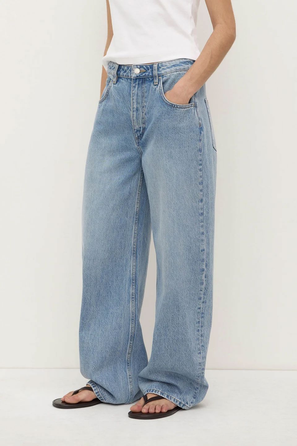 Assembly Label Low Curve Mid Rise Jean - Indigo Fade Assembly Label