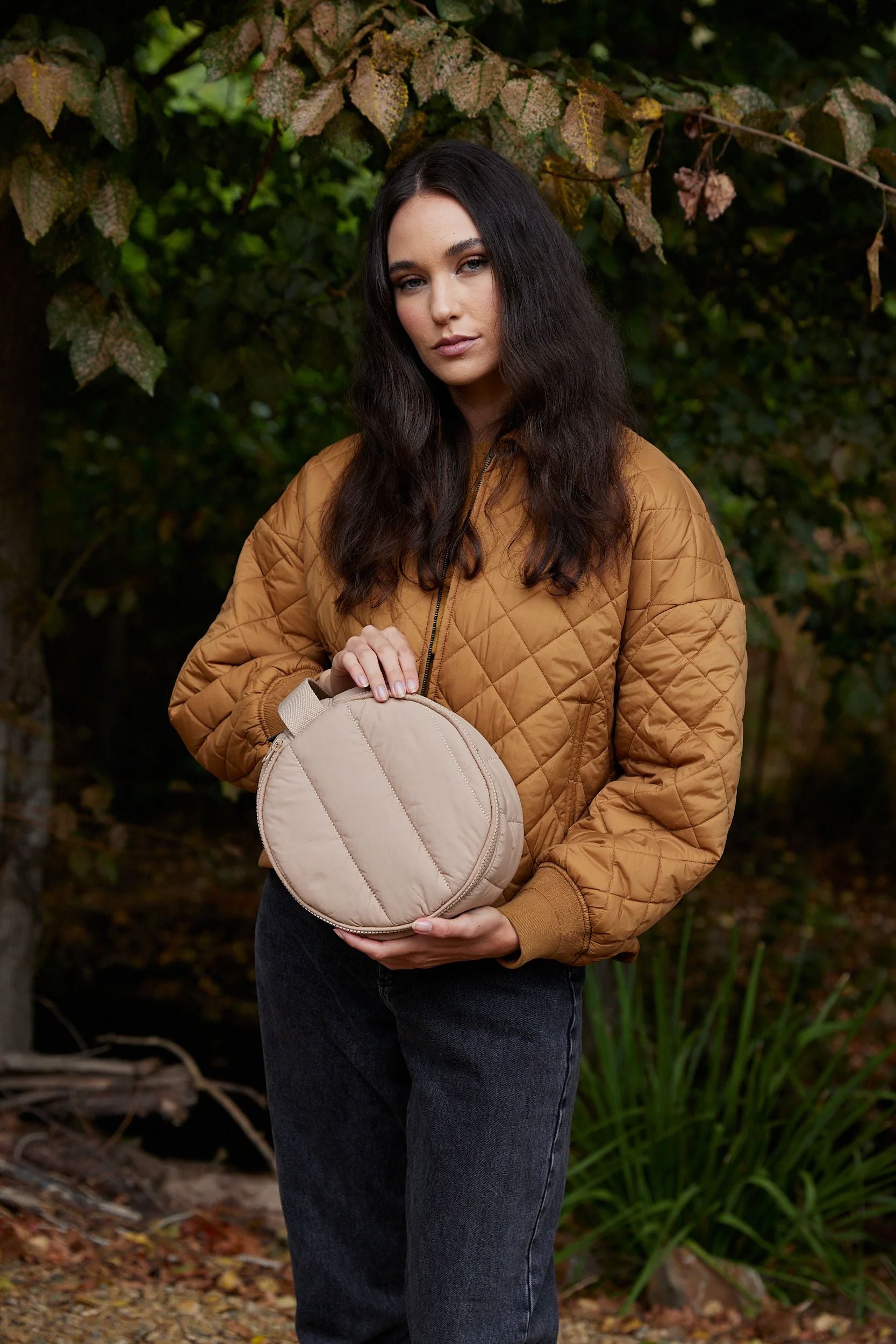 Base Supply Beauty Base - Sand Cosmetics Purse base