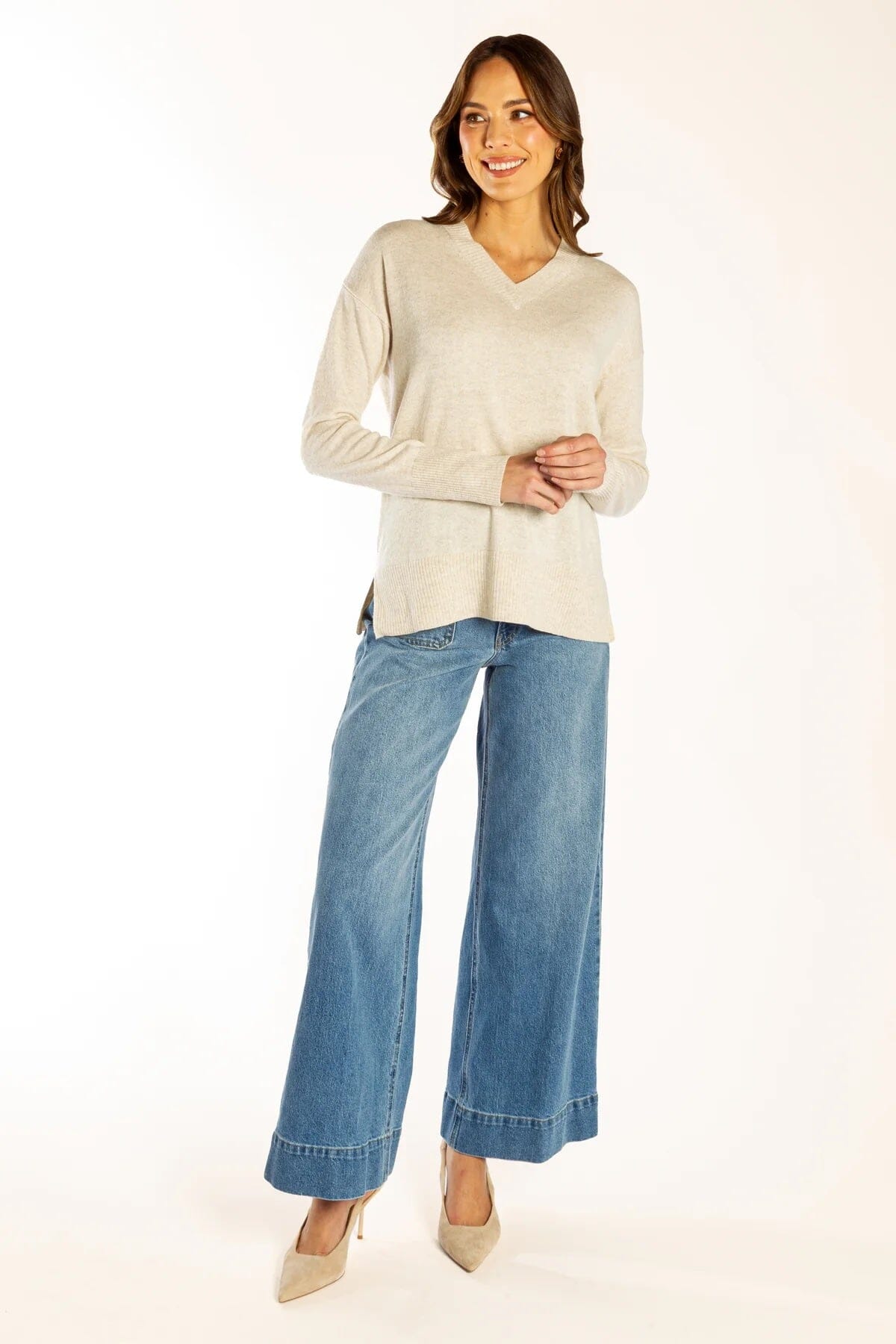 Bow & Arrow Classic V-Neck - Oatmeal Bow & Arrow