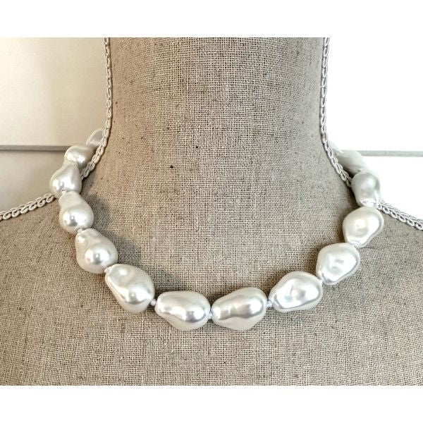 Faux Baroque Pearl Necklace - White NEC2511 Necklace Indulge Me