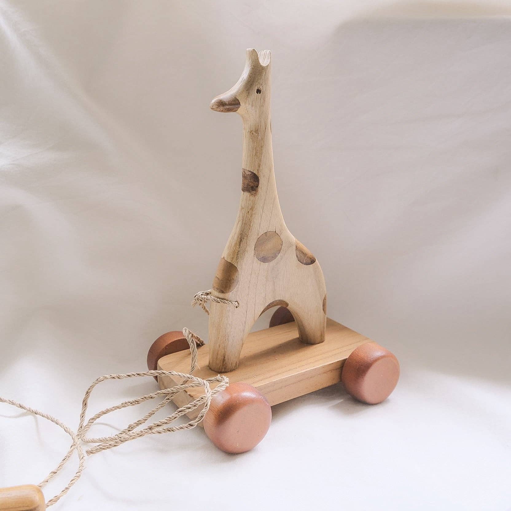 Giraffe Pull Over Wooden Toys Kayu&Co.
