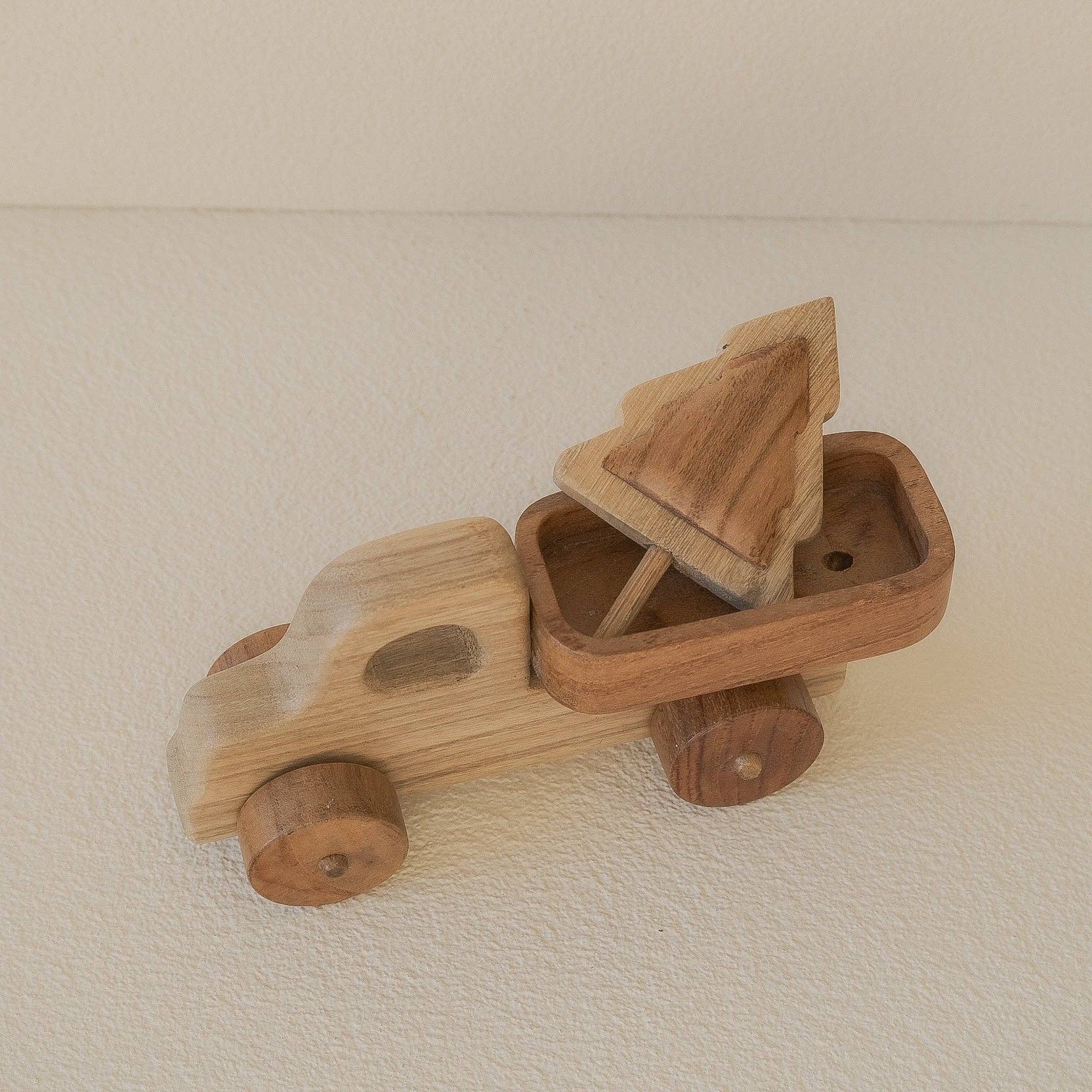 Handmade Wooden Christmas Truck Toy with Removable Tree Kayu&Co.