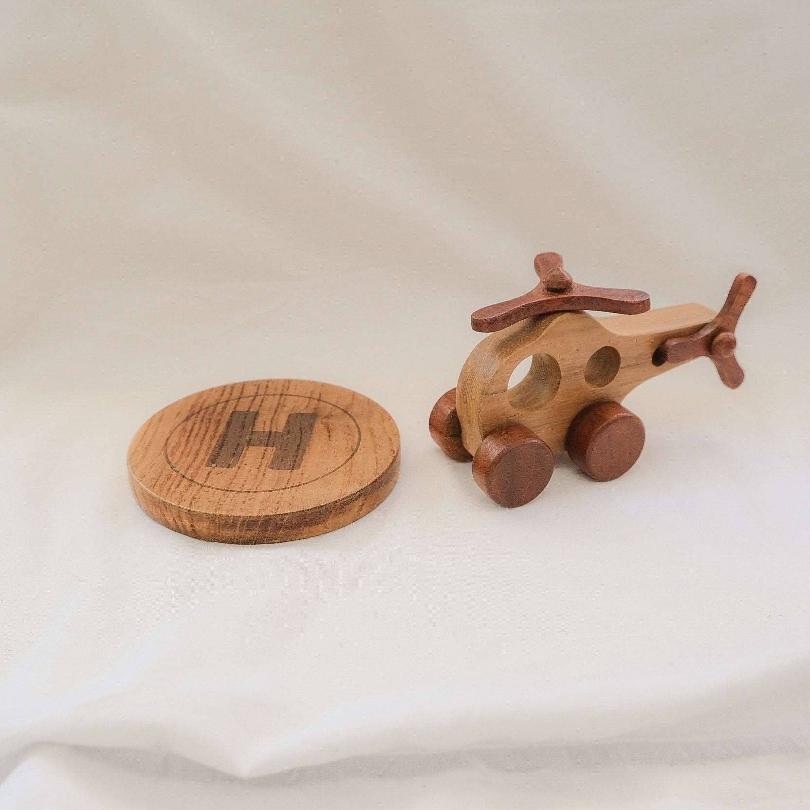 Handmade Wooden Helicopter with Helipad Toy Kayu&Co.