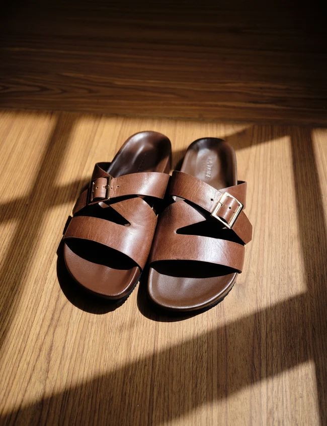 La Tribe Buckle Strap Slide - Cognac Slides La Tribe