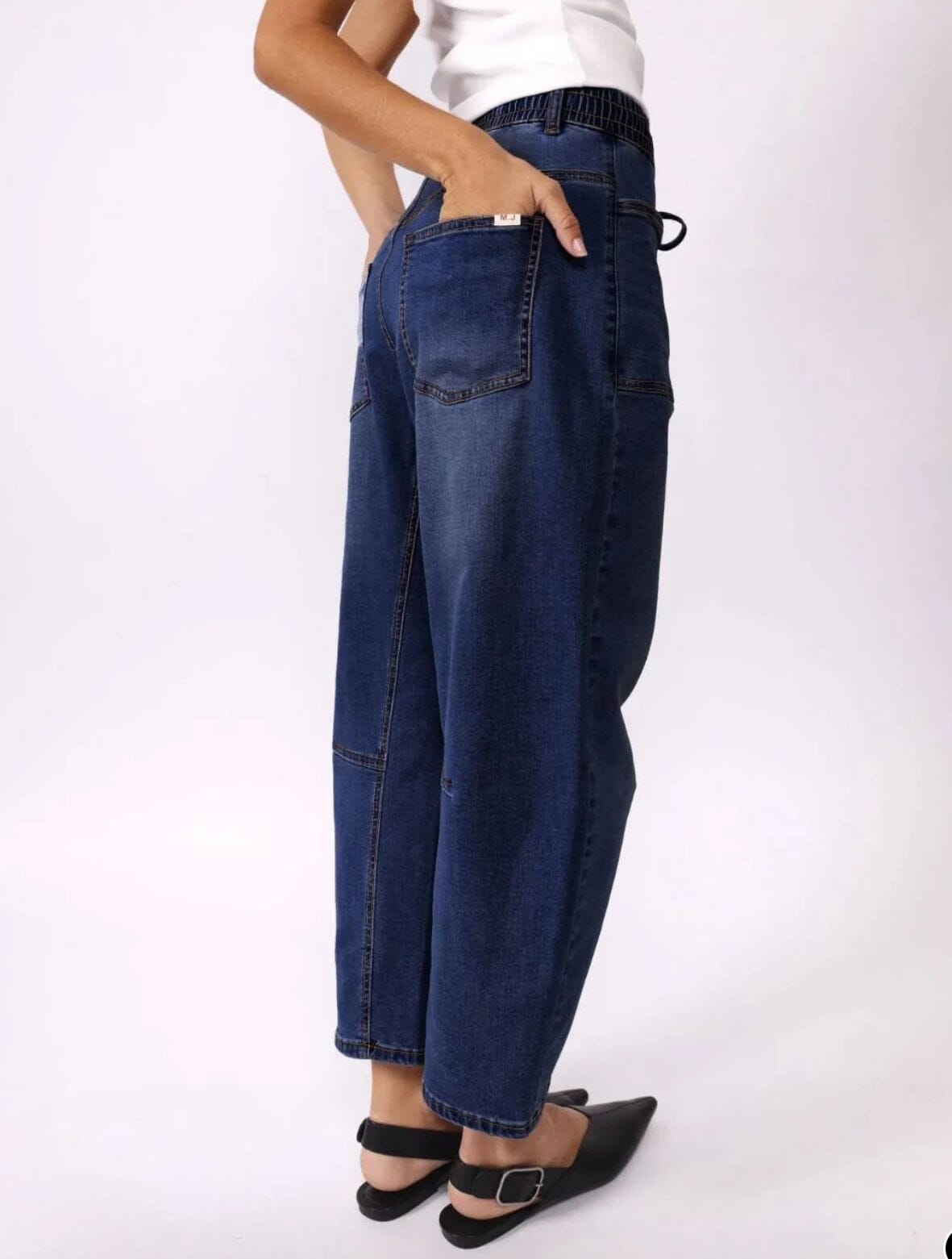 Leo Barrel Jeans Ink Label of Love