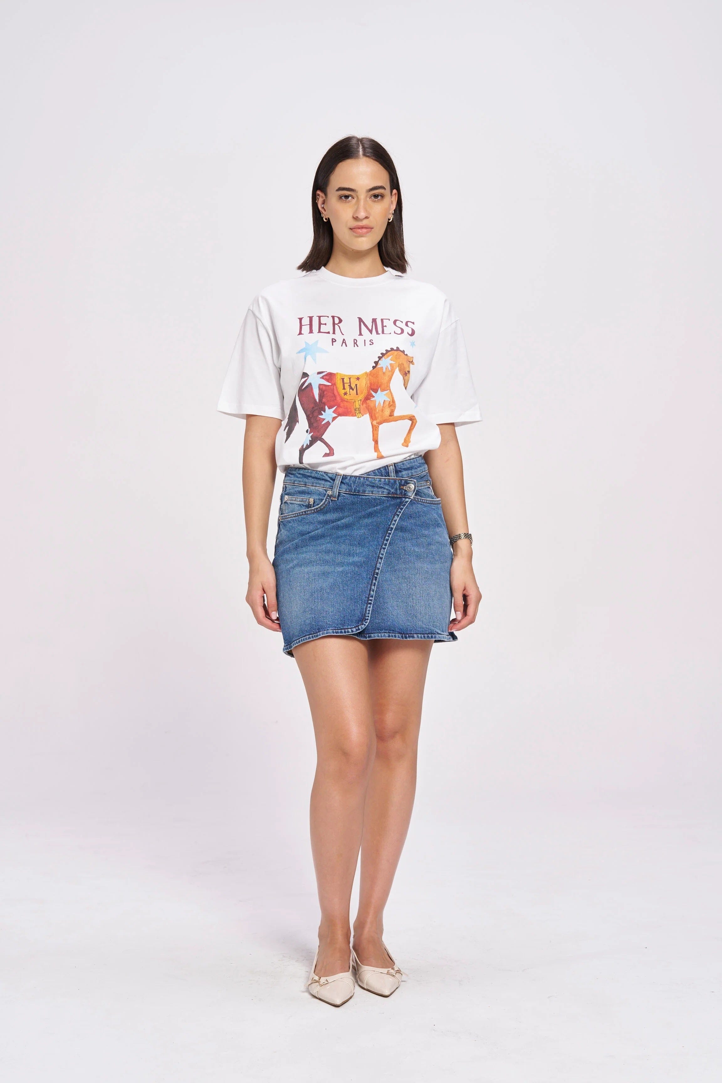 Maku Her Mess Oversized Tee - White Maku