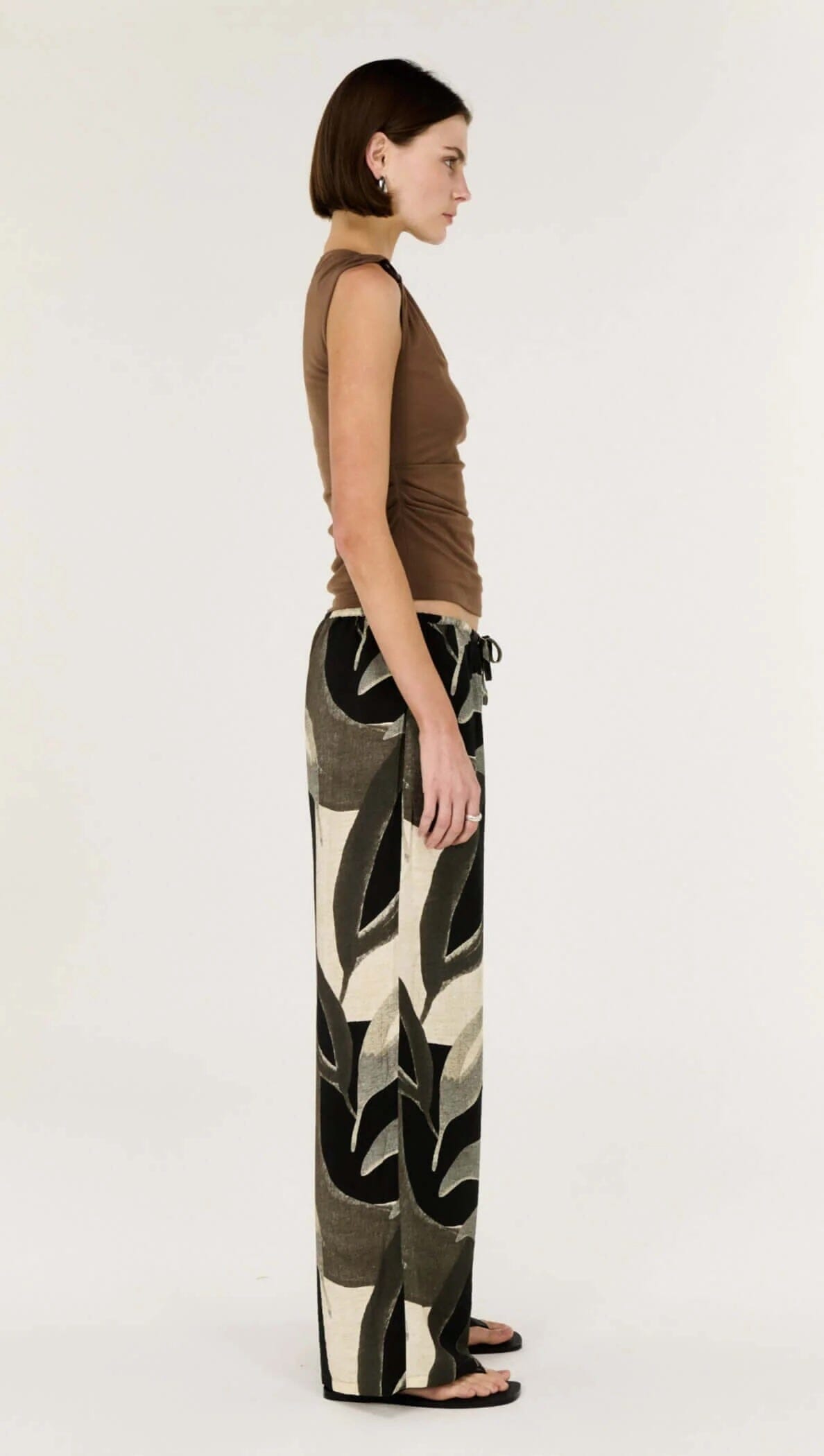 Staple the Label Leona Relaxed Pant - Dark Leaf Garden Staple the label