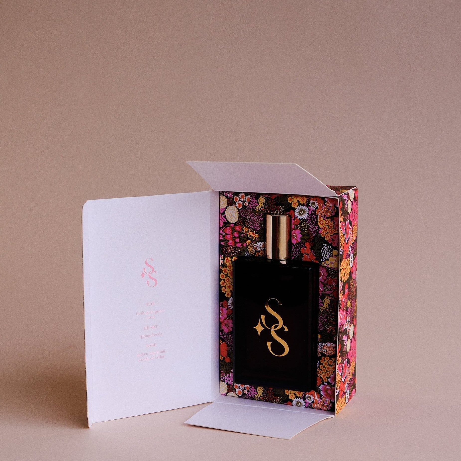 Studio Sol Saint Flores Room Mist Italian Pear & Freesia Studio Sol