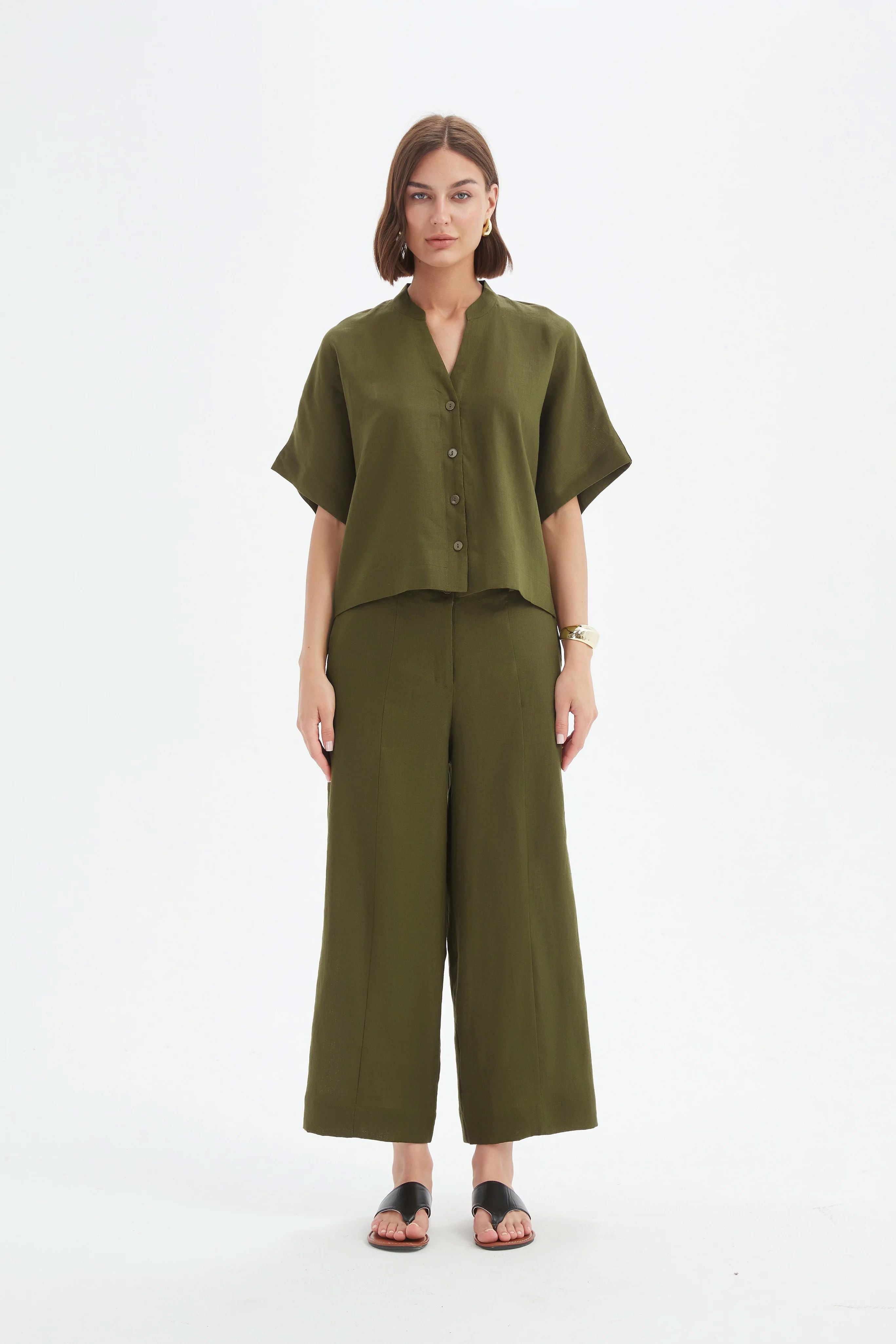 Tirelli Boxy Button Linen Shirt - Dark Moss Tirelli