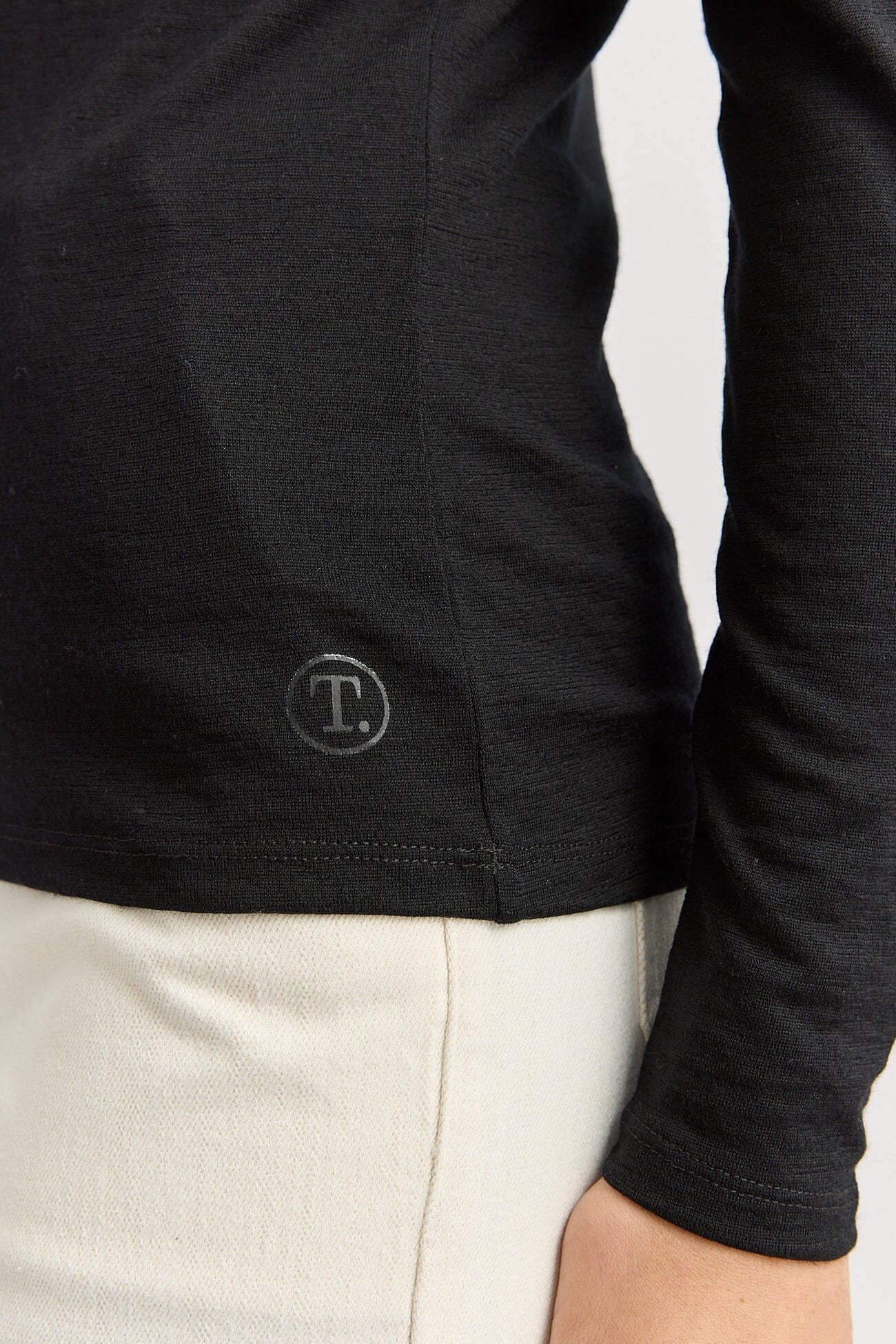 Toorallie Crew Merino Tee - Black Toorallie