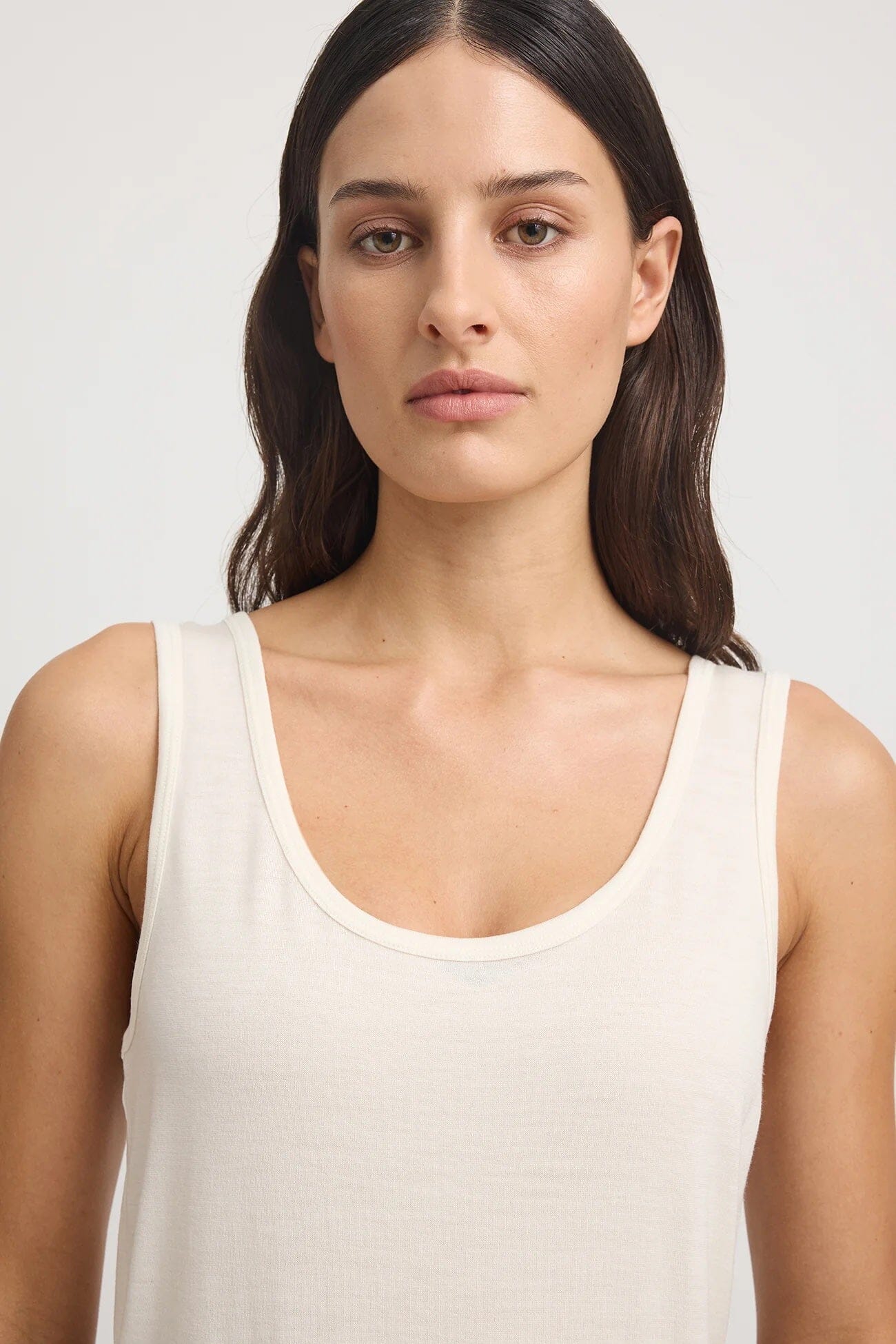 Toorallie Scoop Merino Tank - Warm White Toorallie