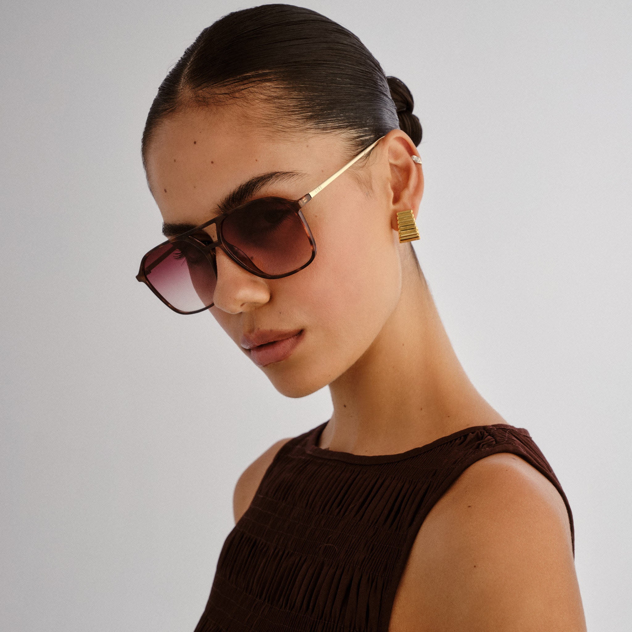 Aire Shades Cusp Sunglasses - Dark Tort/Gold