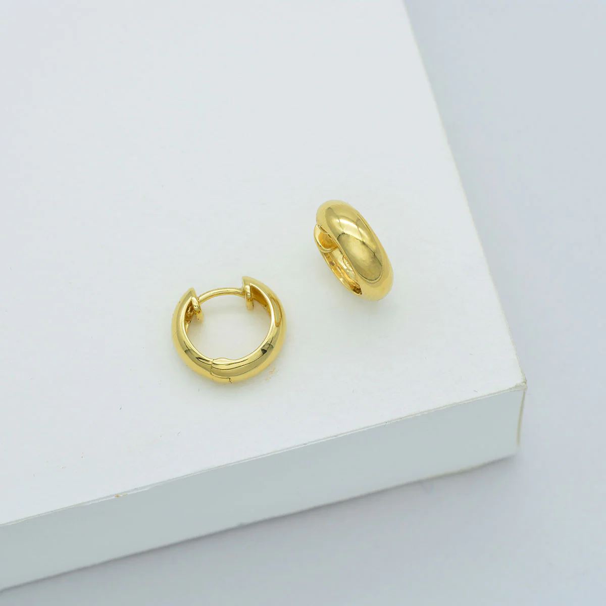Linda Tahija Solar Huggie Earrings - Gold Linda Tahija
