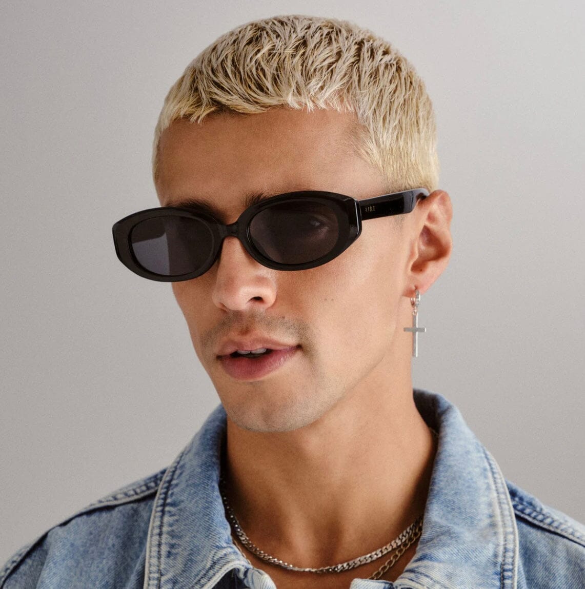 Aire Shades Affinity - Black Aire Shades