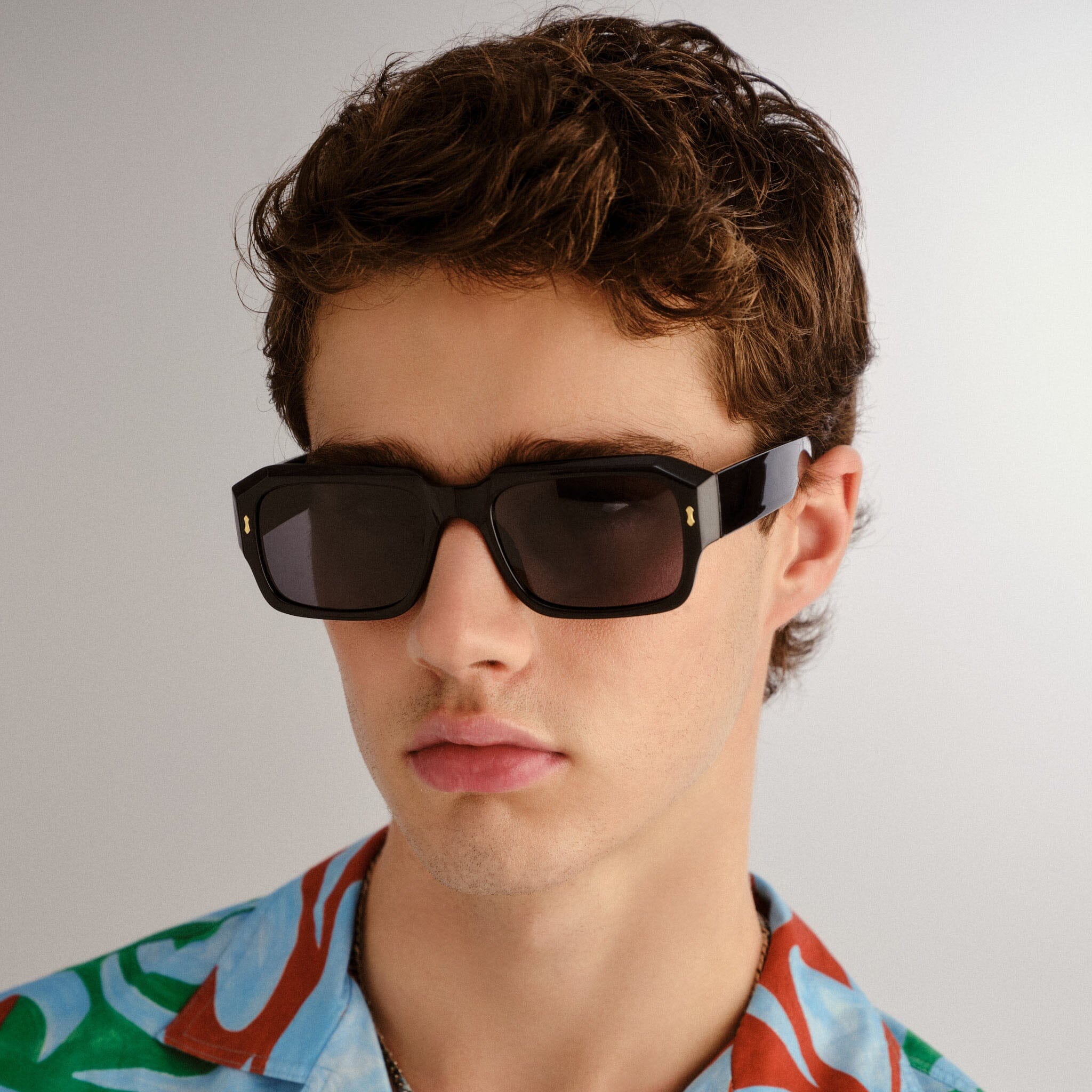 Aire Shades Pluto Uni-sex Sunglasses - Black Smoke Mono Polarised Unisex Sunglasses Aire Shades 
