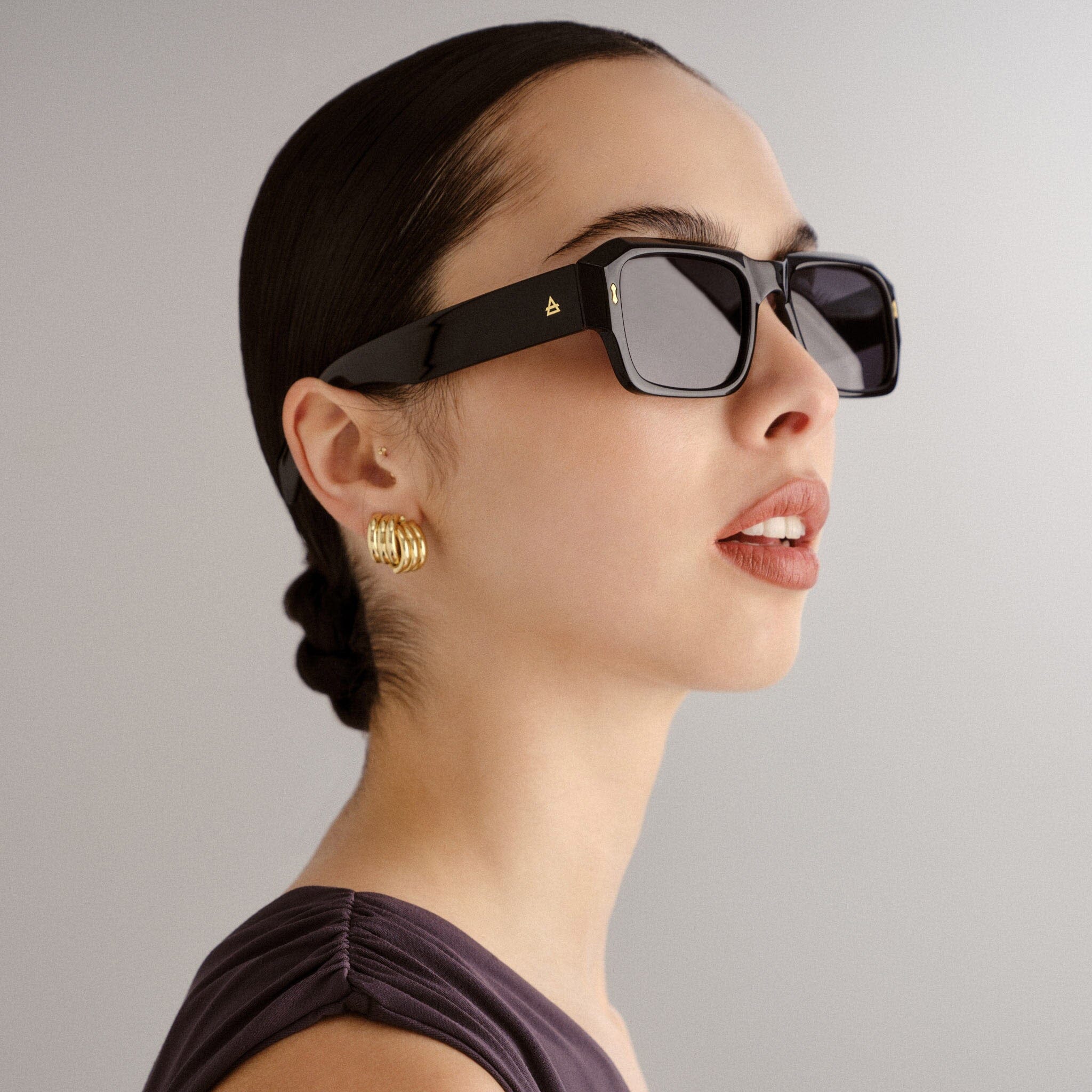 Aire Shades Pluto Uni-sex Sunglasses - Black Smoke Mono Polarised Unisex Sunglasses Aire Shades 
