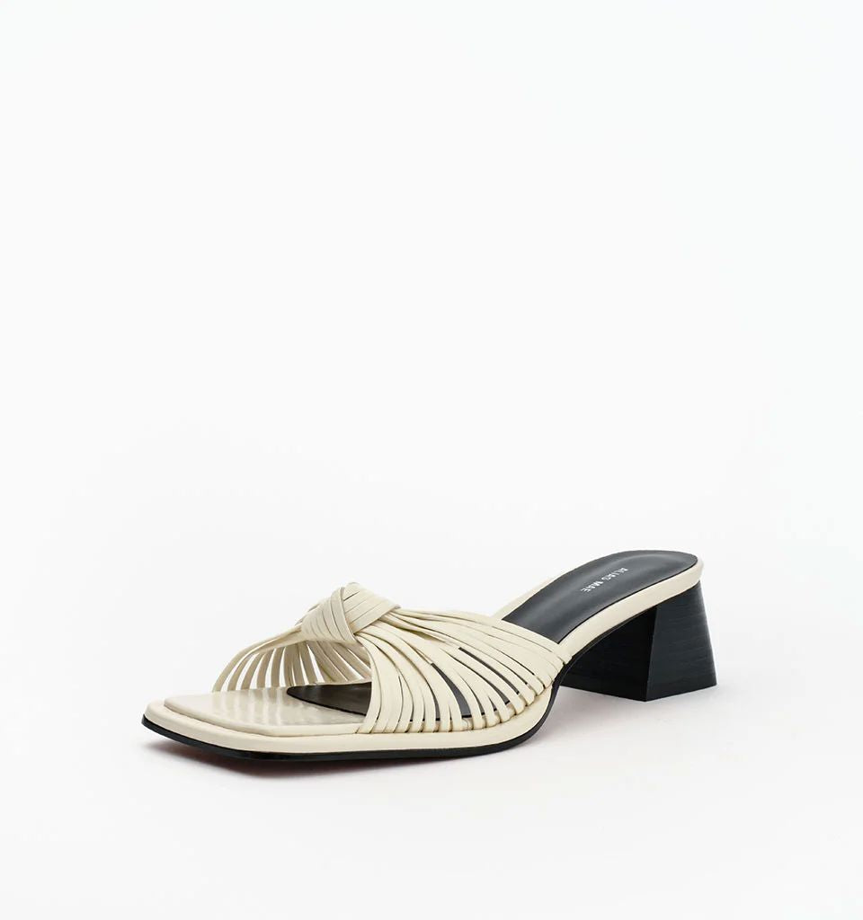 Alias Mae Alexia - Ivory Oily Crinkle Leather Heels Alias Mae 