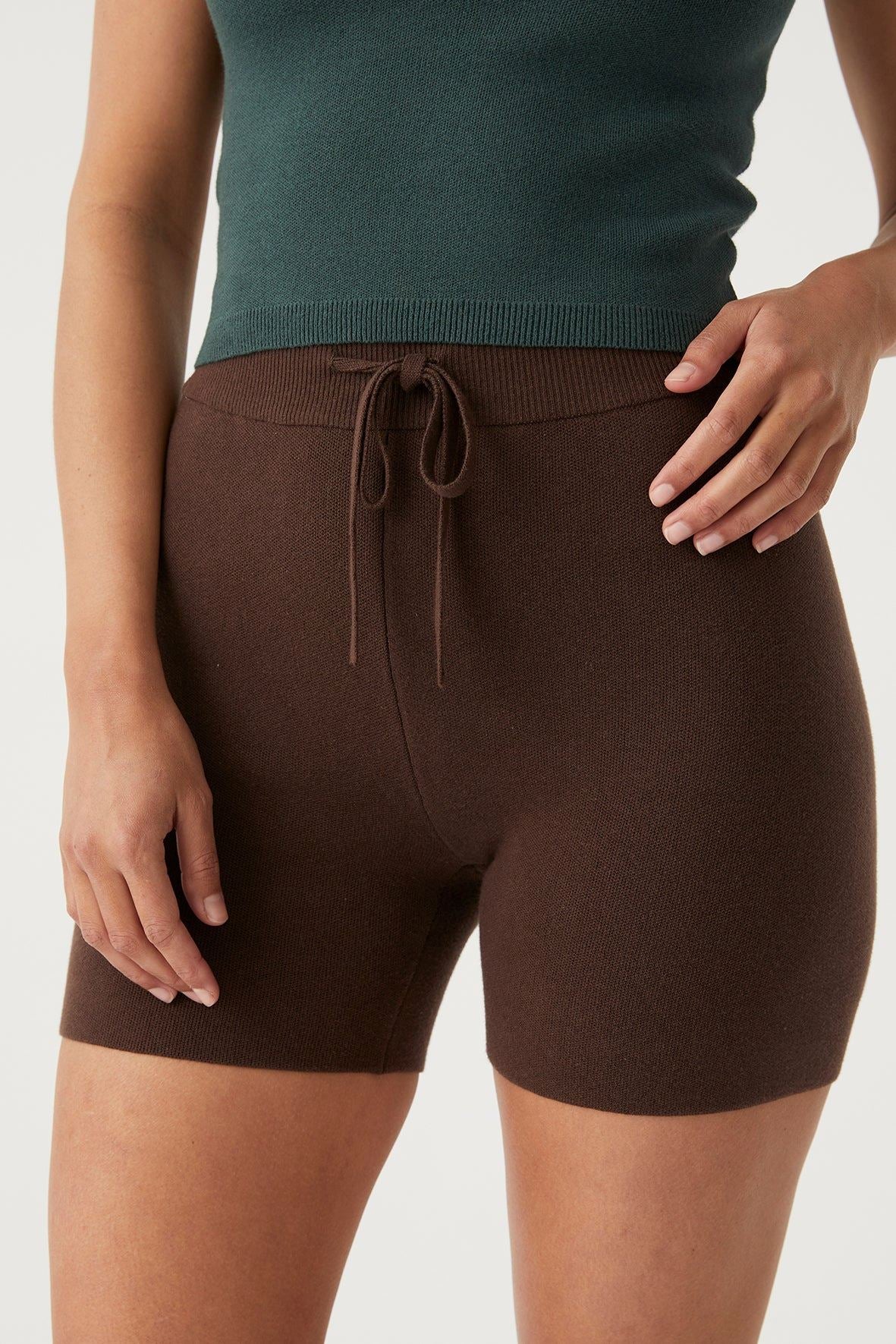 Arcaa Esta Short - Chocolate Arcaa