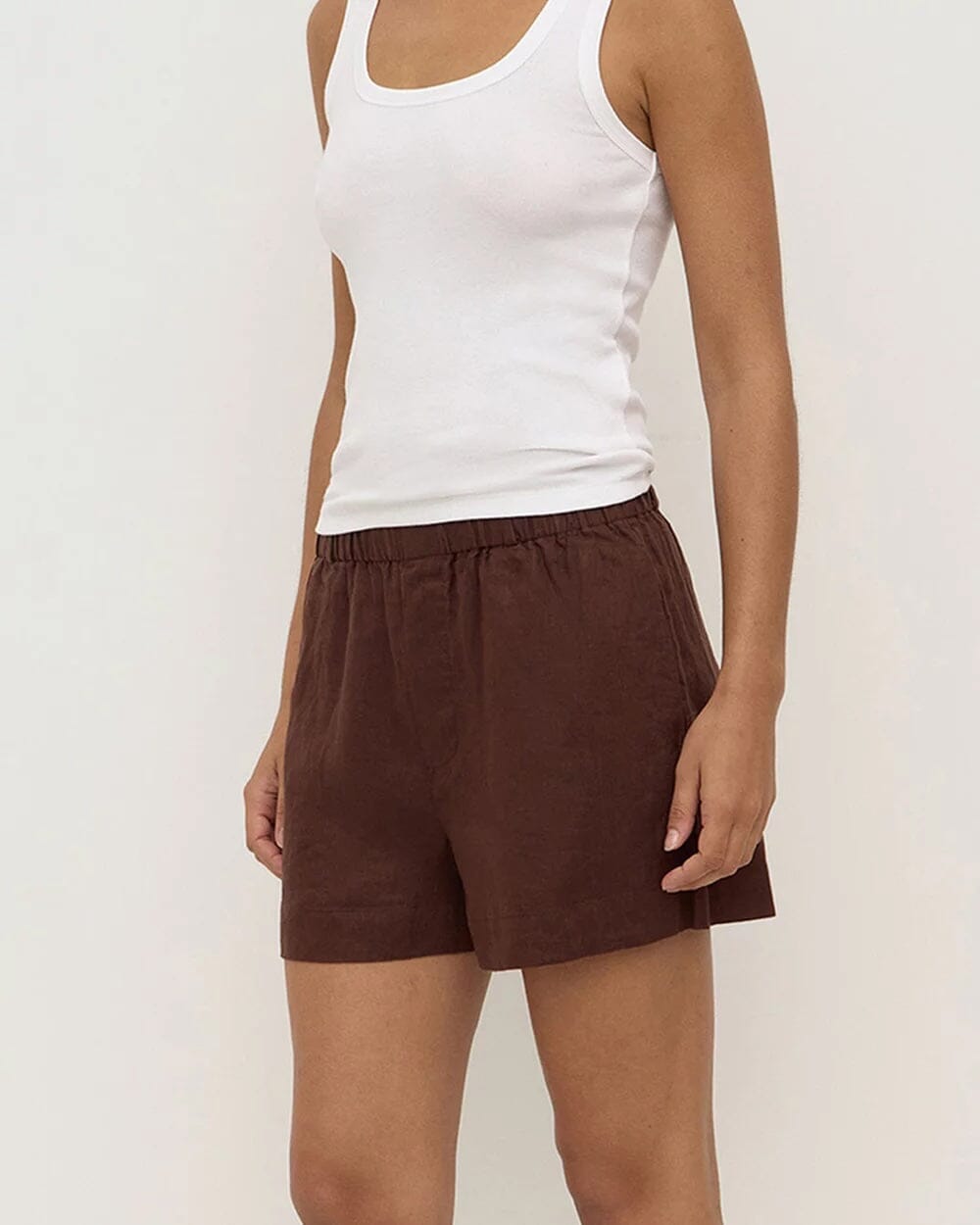 Assembly Label Everyday Linen Short - Espresso Assembly Label