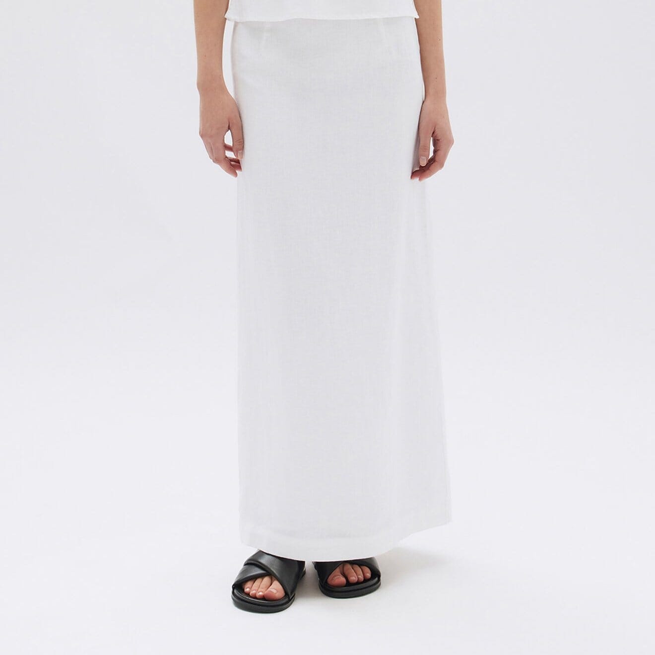 Assembly Label Solis Linen Maxi Skirt - White Assembly Label