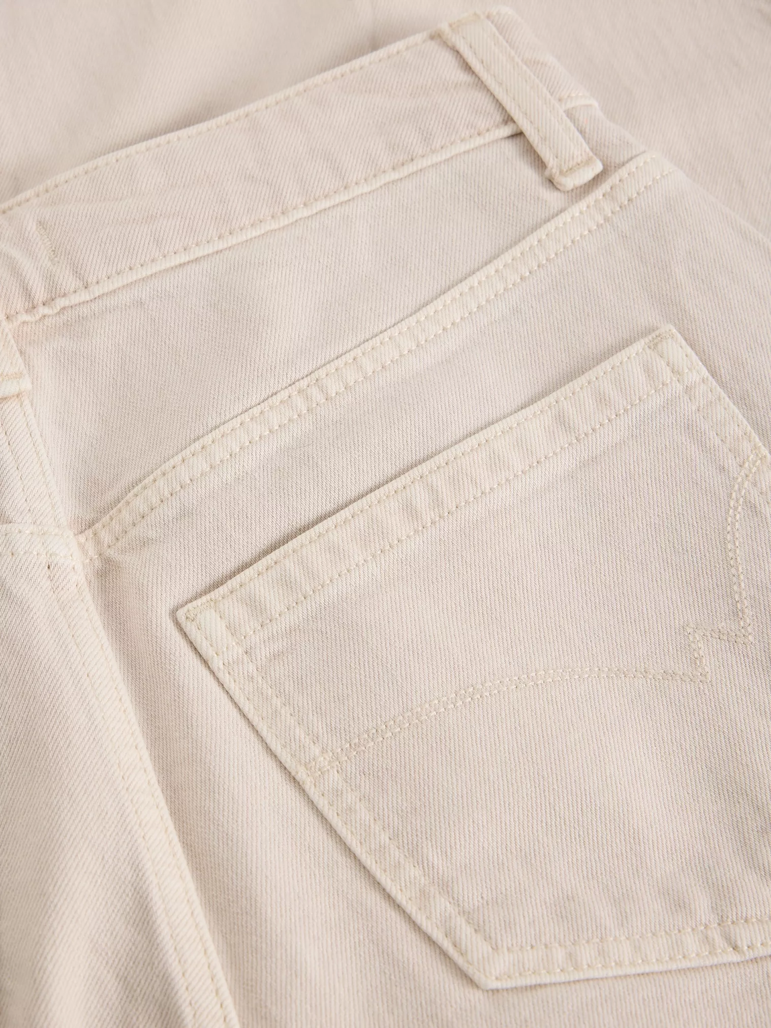 White Stuff Aubrey Barrel Leg Jean - Natural White