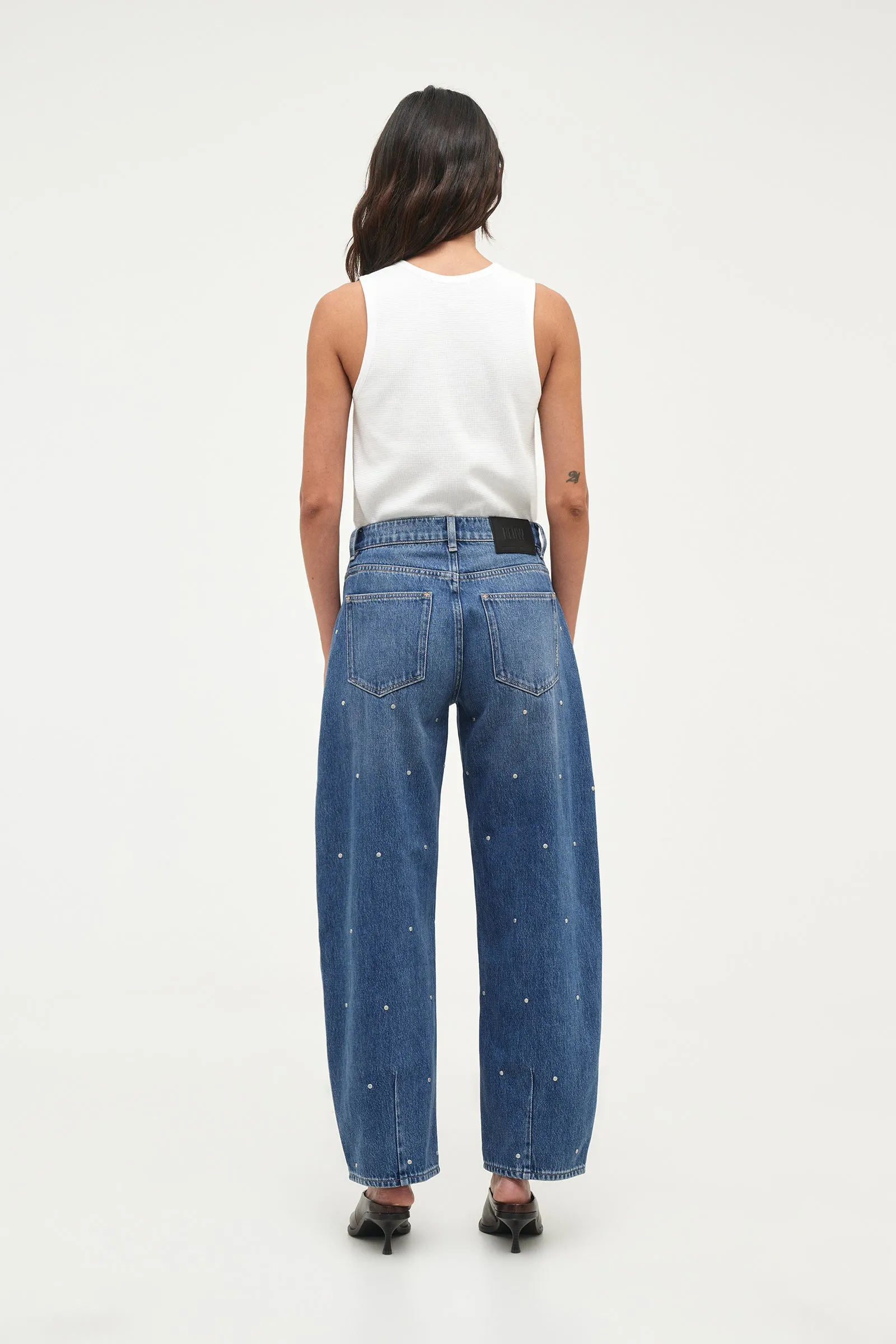 Neuw Denim Amber Barrel Jeans - Milky Way