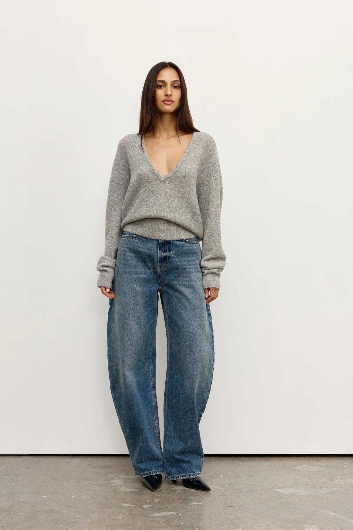 Bayse Sonia V Neck - Light Grey Bayse