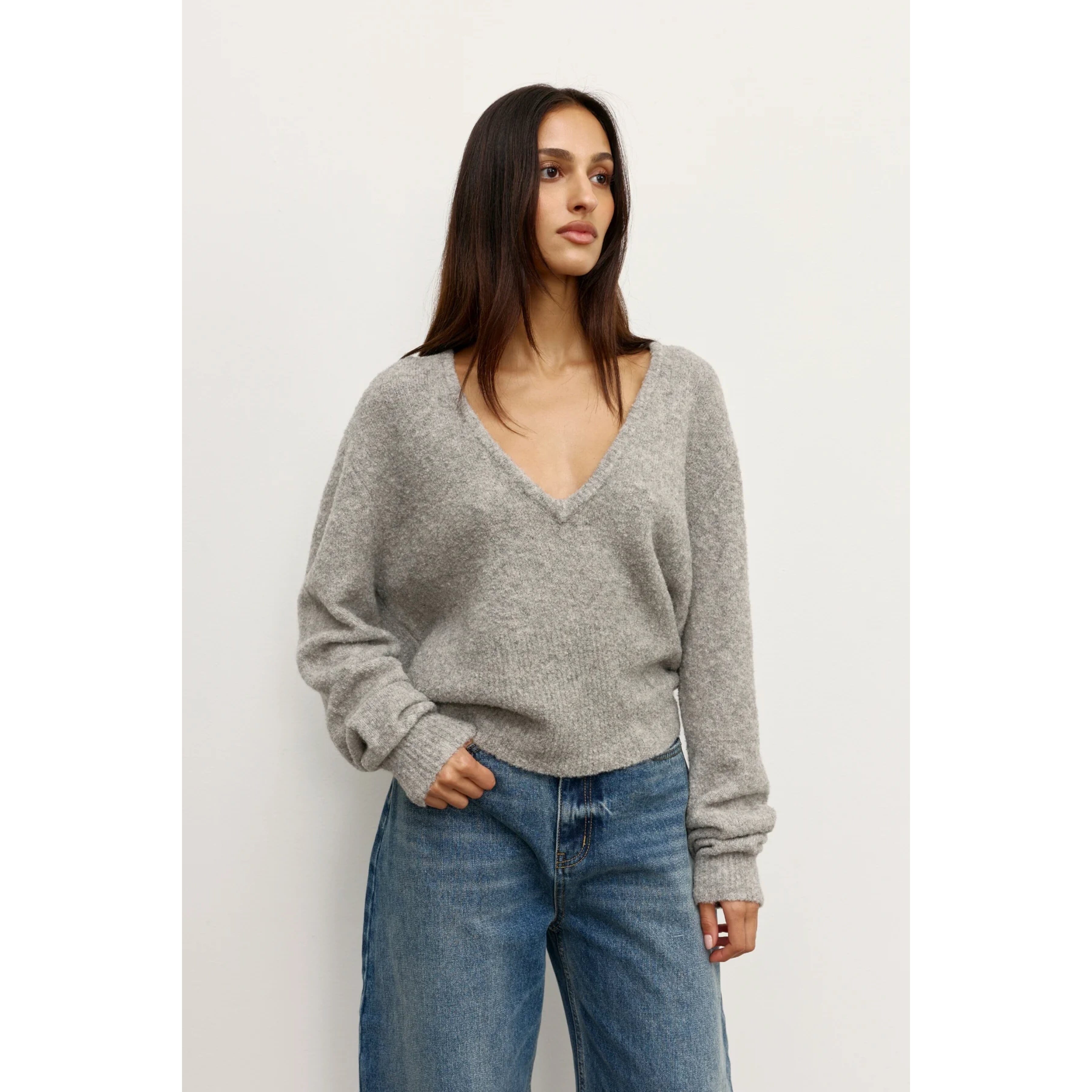 Bayse Sonia V Neck - Light Grey Bayse