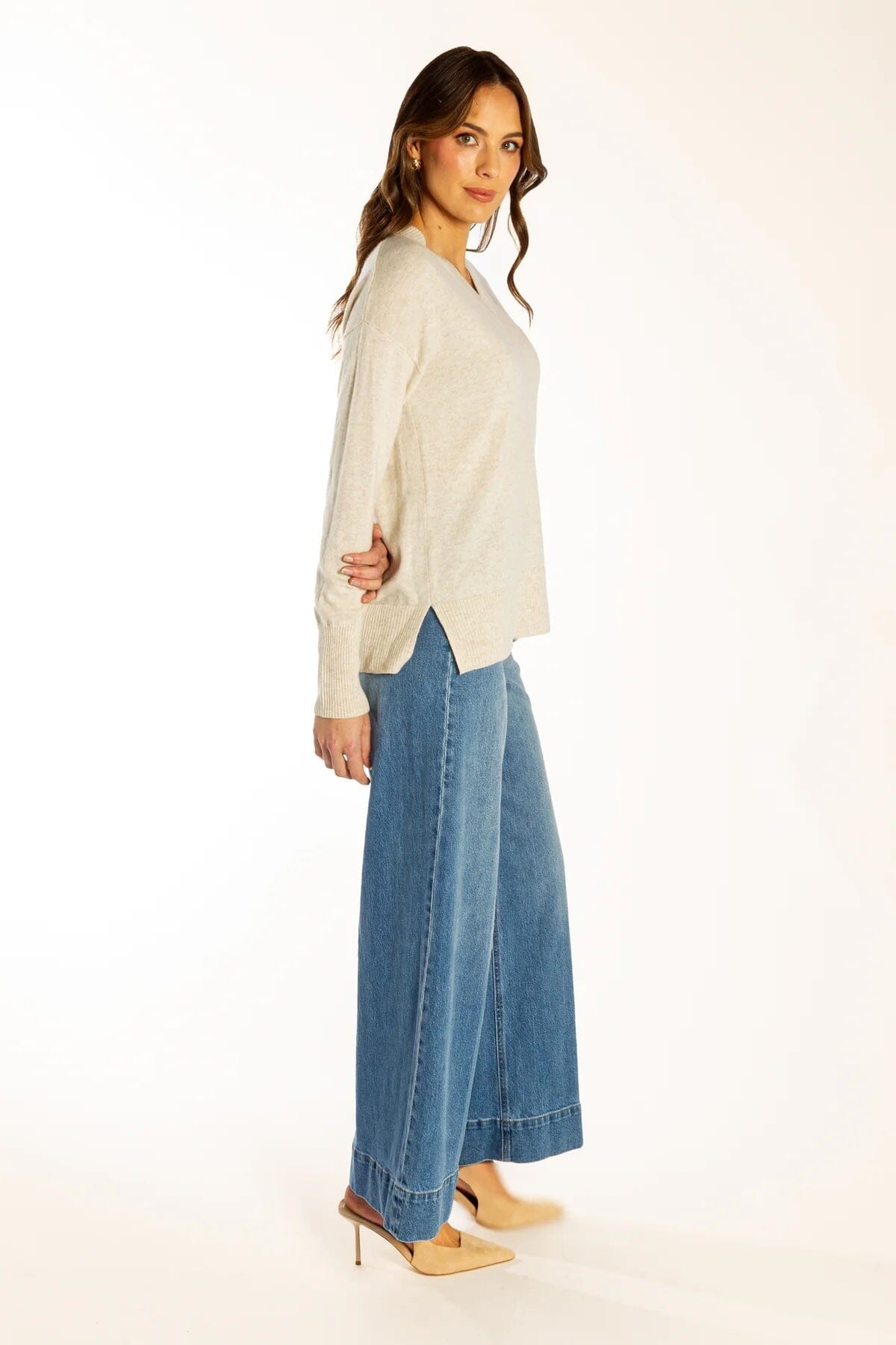 Bow & Arrow Classic V-Neck - Oatmeal Bow & Arrow