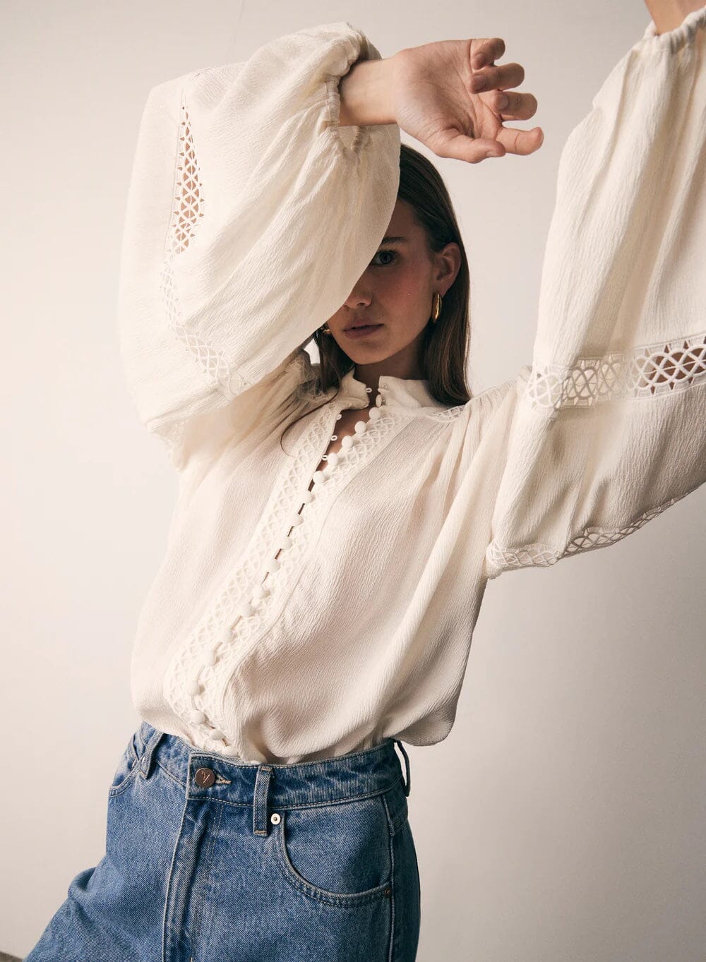 Esmaee Harp Blouse - Ivory Esmaee