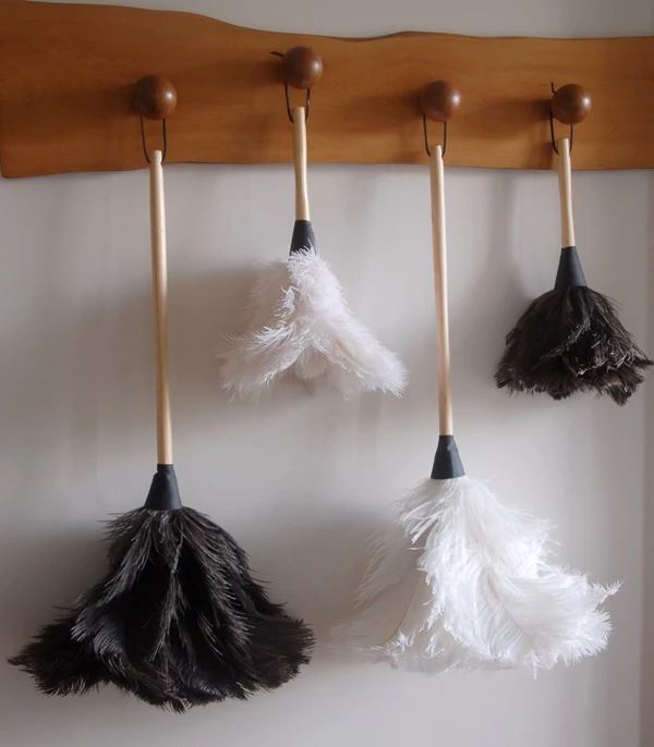 Feather Duster Medium - Natural Heaven in Earth