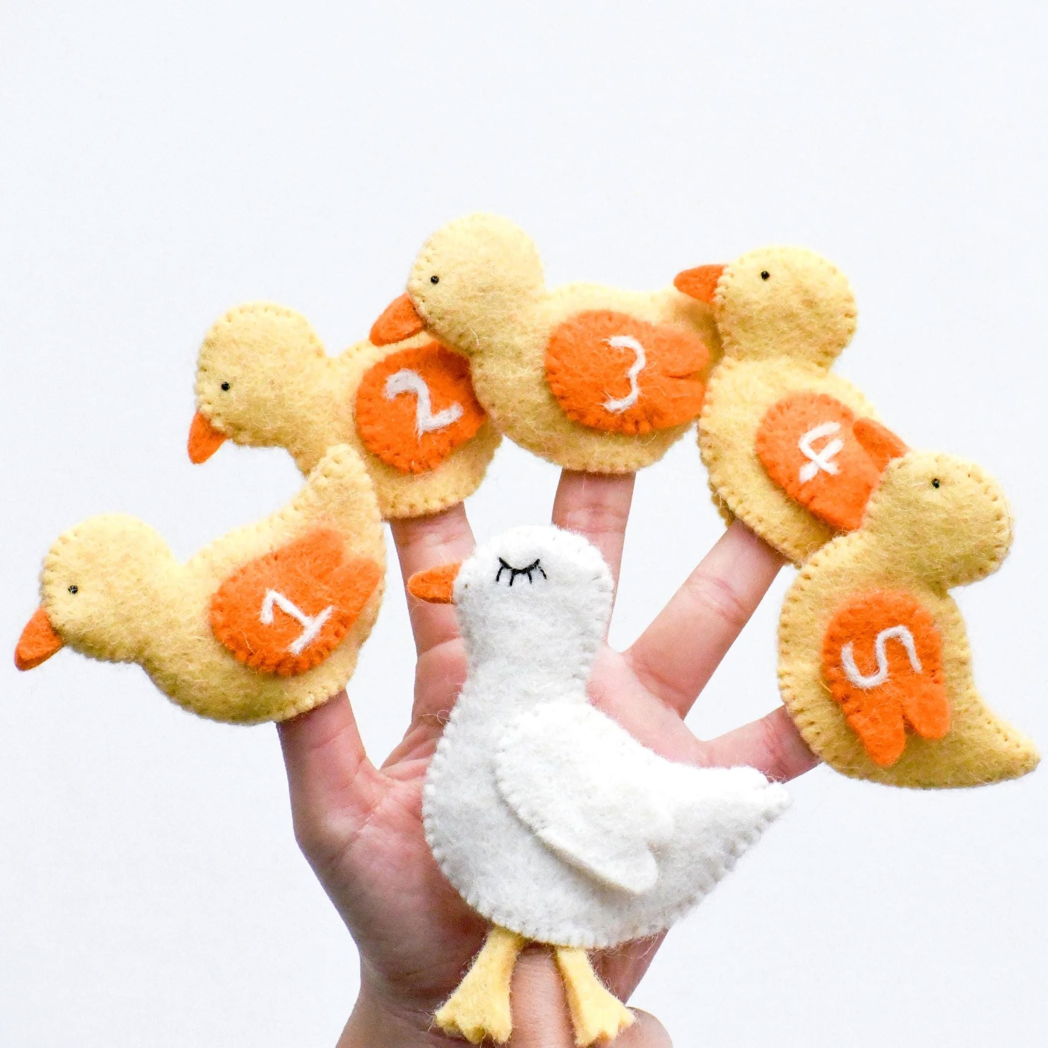 Five Little Ducks Finger Puppets Set Finger Puppets Tara Treasures 