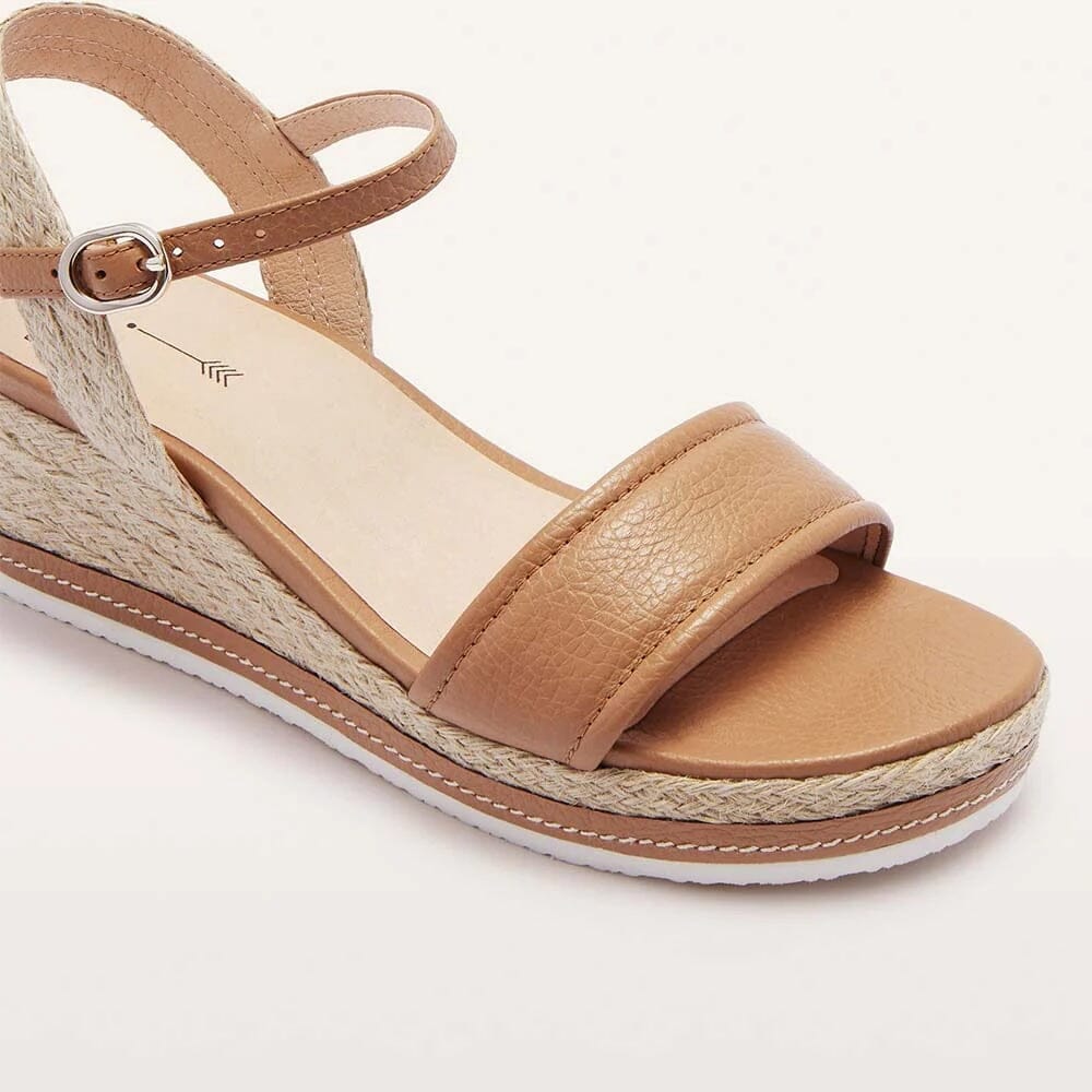 Frankie4 Harris Wedges - Soft Tan Frankie4
