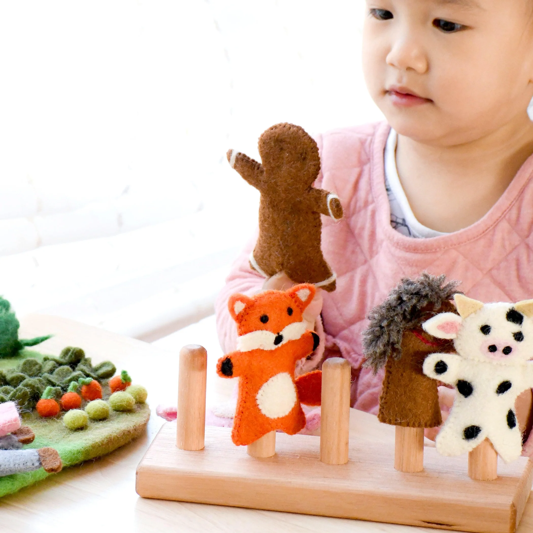 Gingerbread Man Story, Finger Puppet Set