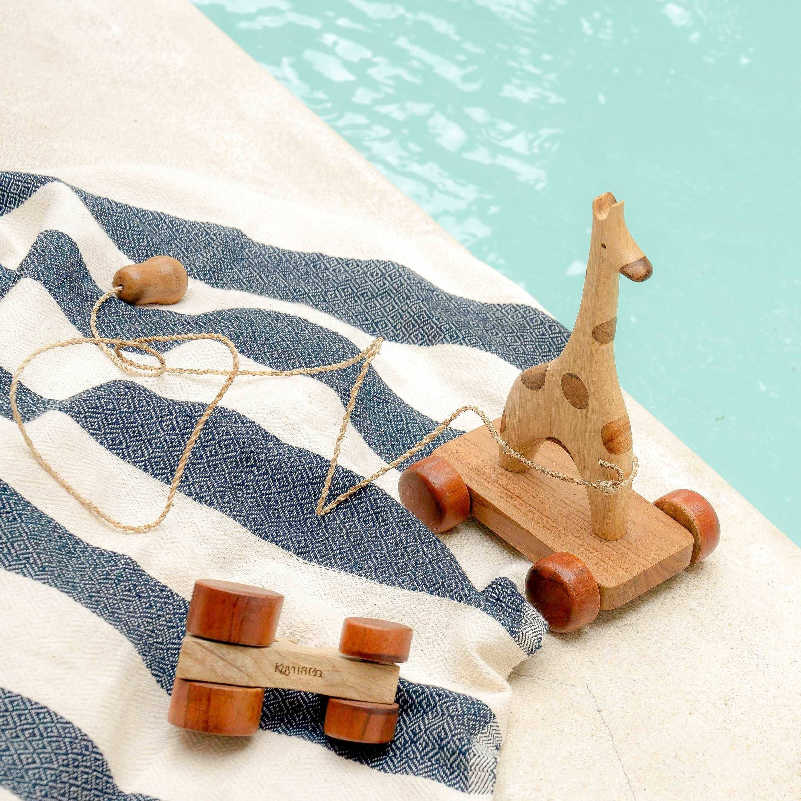 Giraffe Pull Over Wooden Toys Kayu&Co.