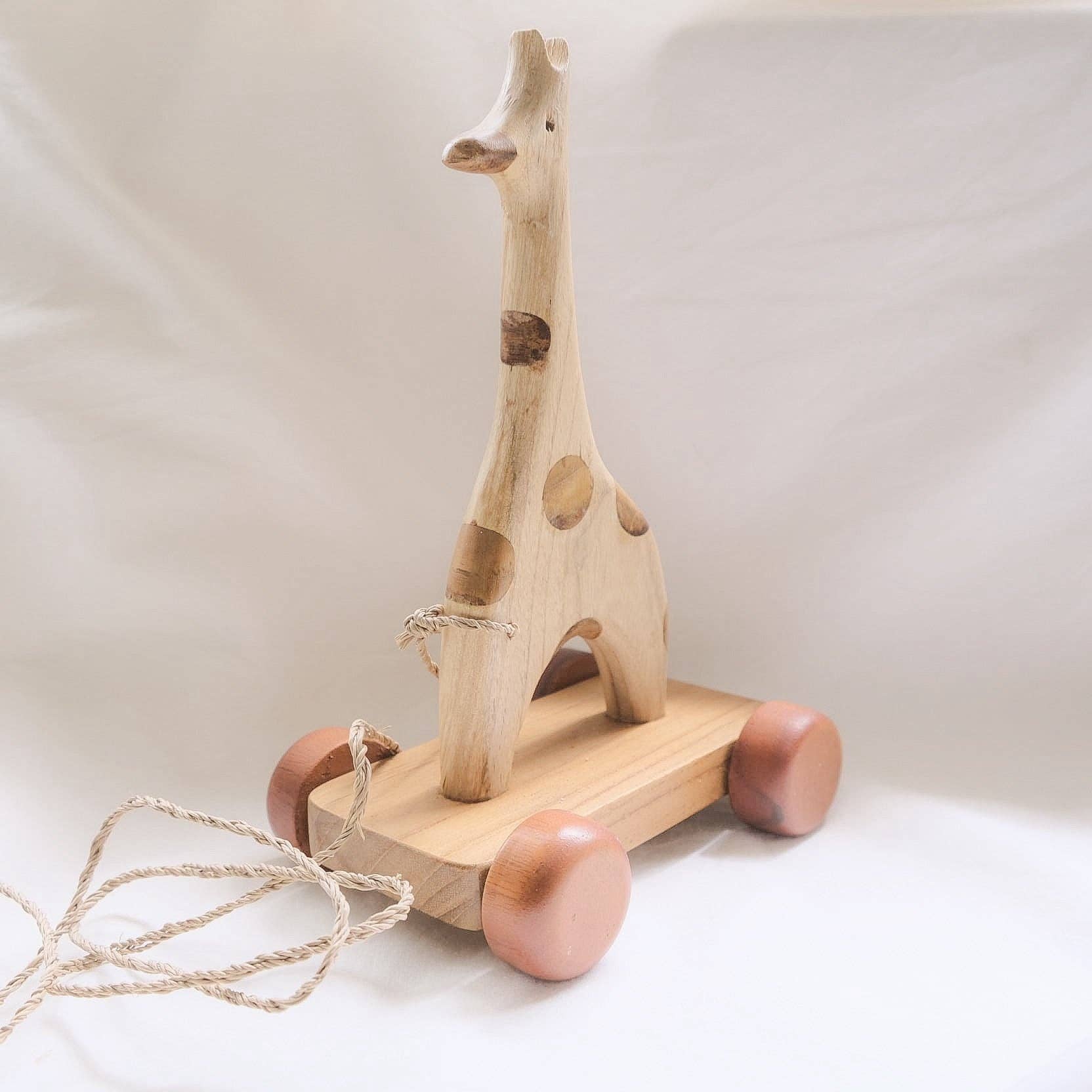 Giraffe Pull Over Wooden Toys Kayu&Co.