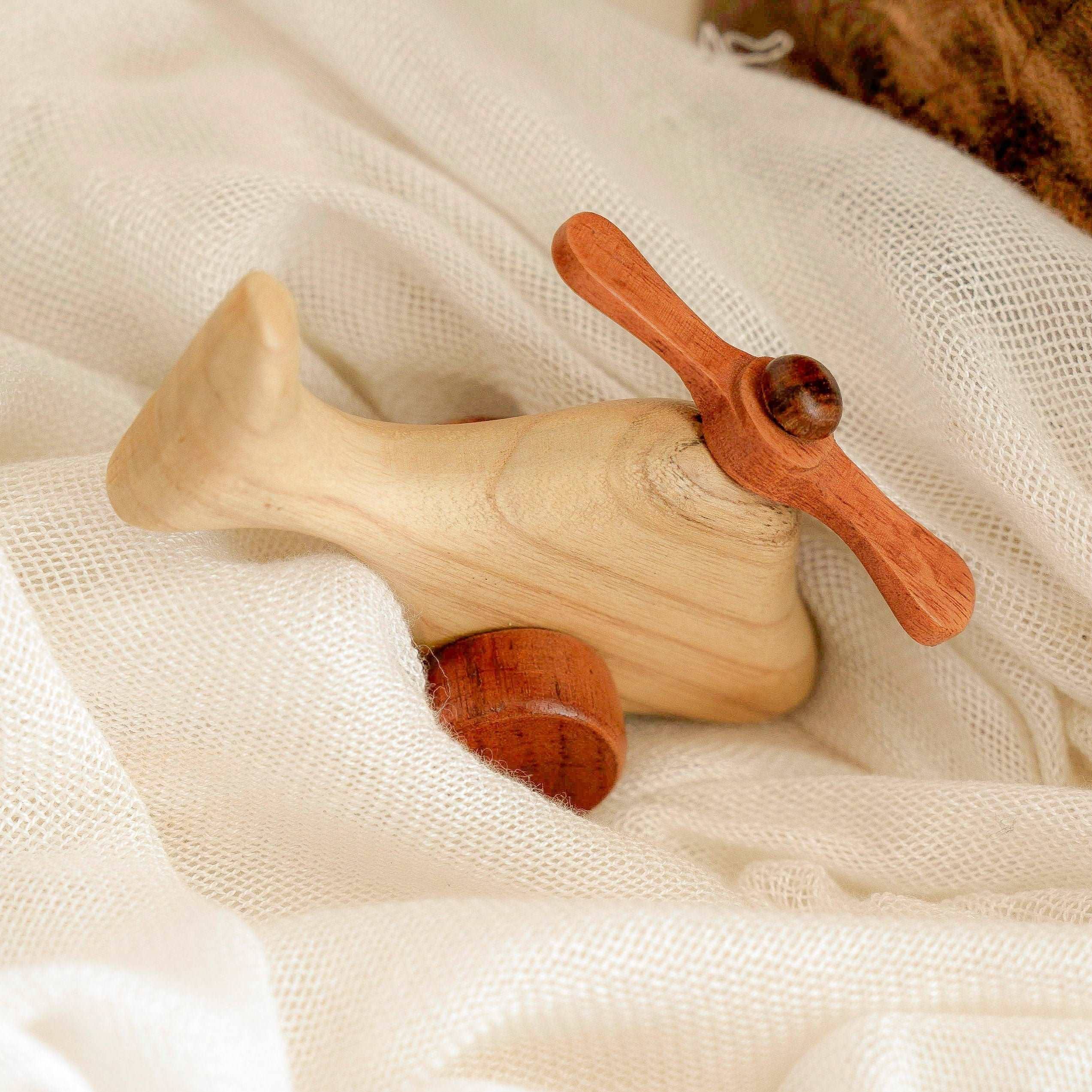 Handmade Wooden Helicopter Toy Kayu&Co.