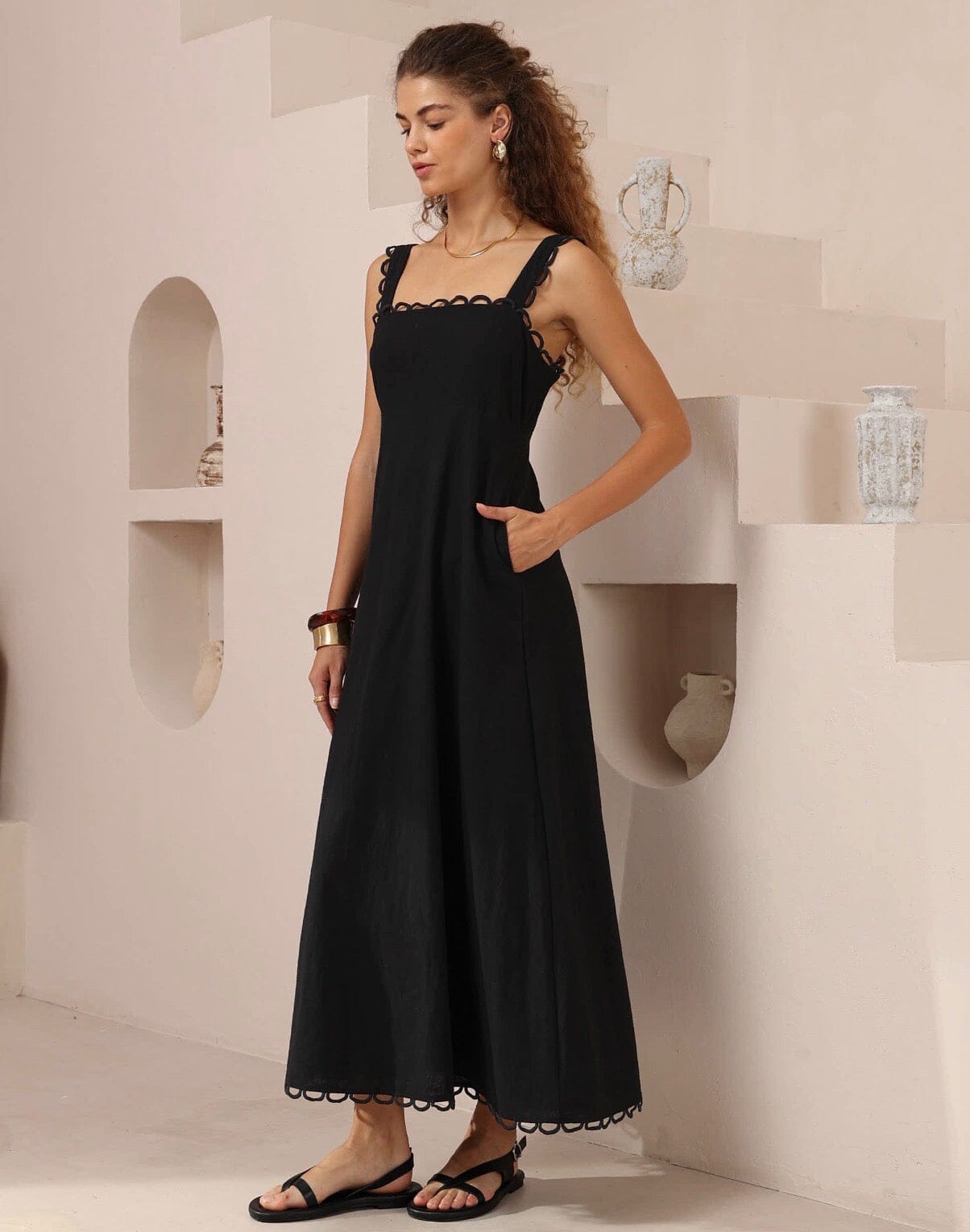 Iris Maxi Maxi Dress - Black Iris Maxi