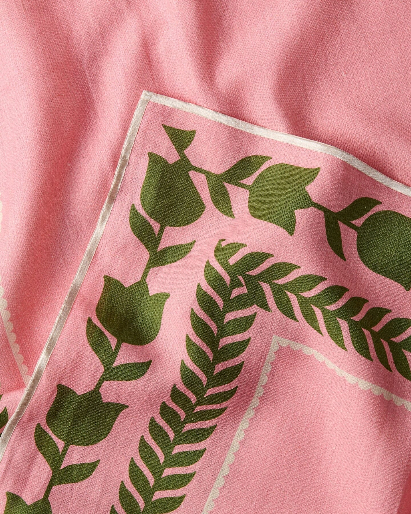 Kip & Co Flower Chain Embroidered Tablecloth - Large Rectangle Kip & Co