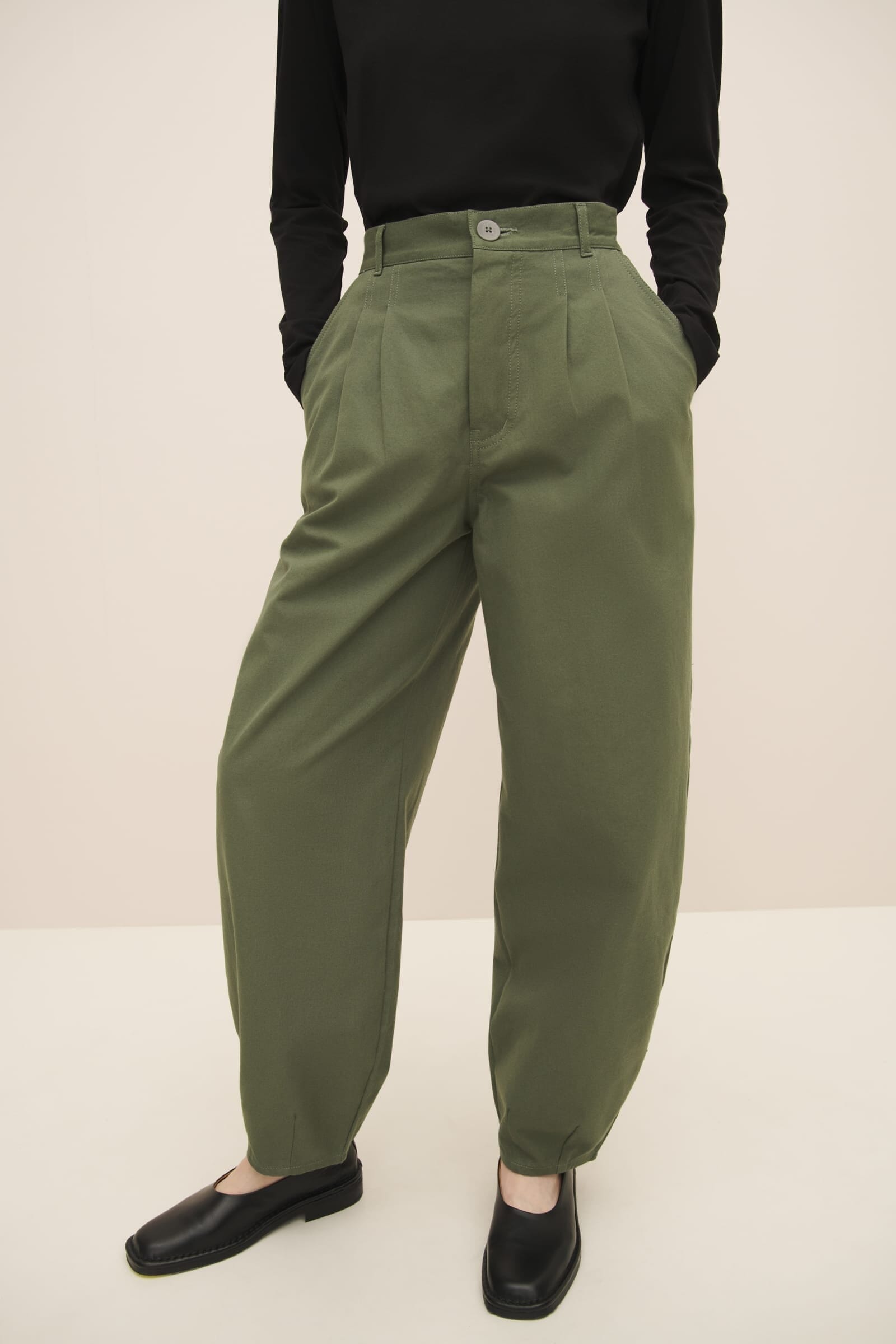 Kowtow Felix Pant - Sage Kowtow