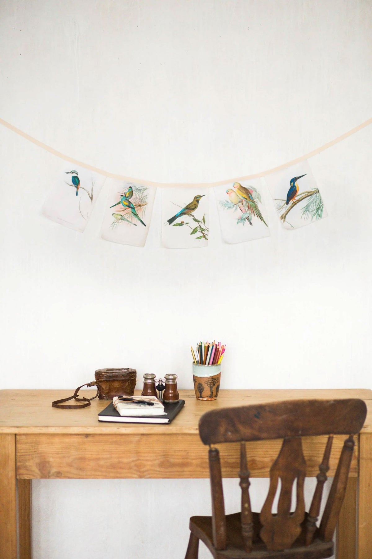 Lazy Bones Australian Birds Garland Garland Lazy Bones 