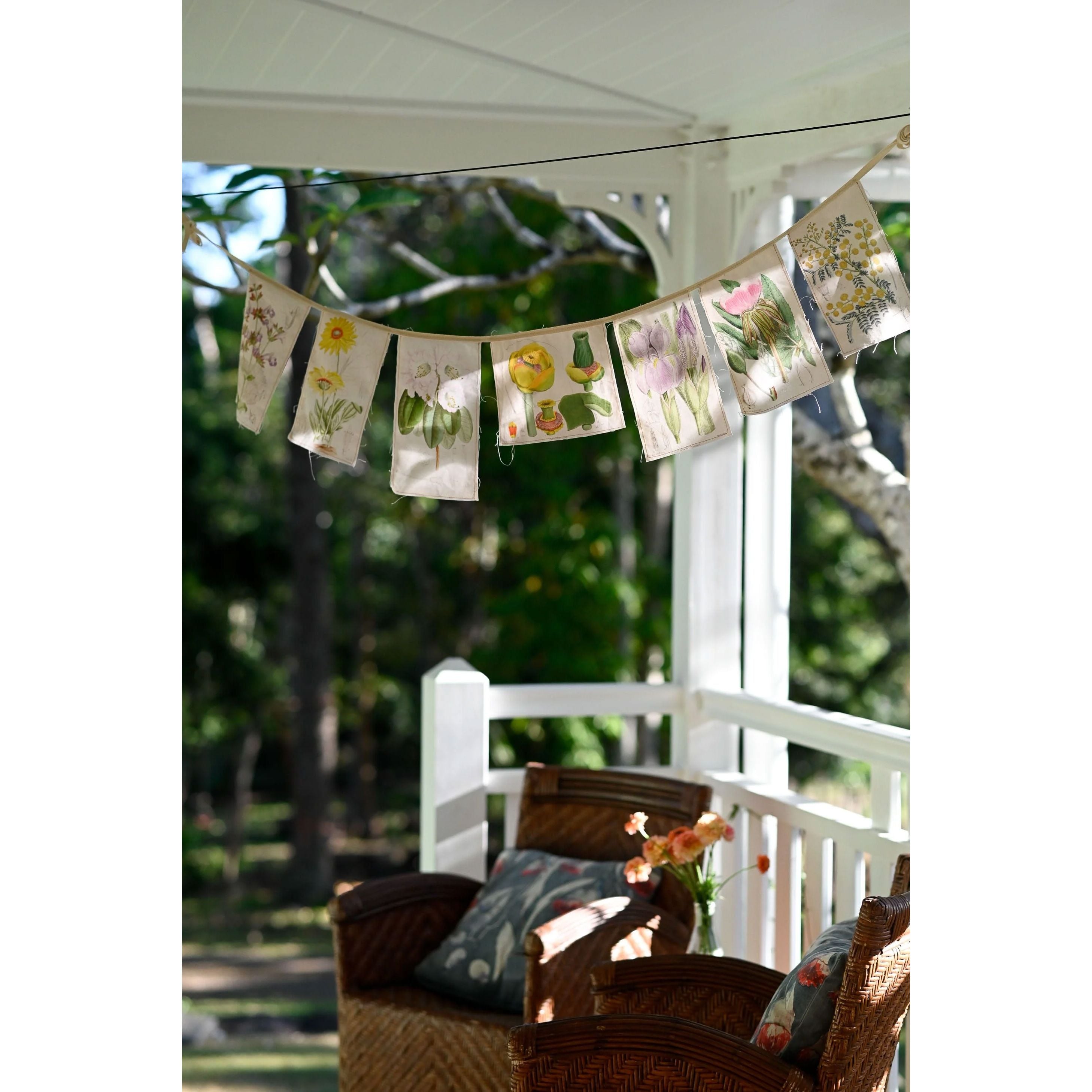 Lazy Bones Matilda Smith Botanic Garland Garland Lazy Bones 