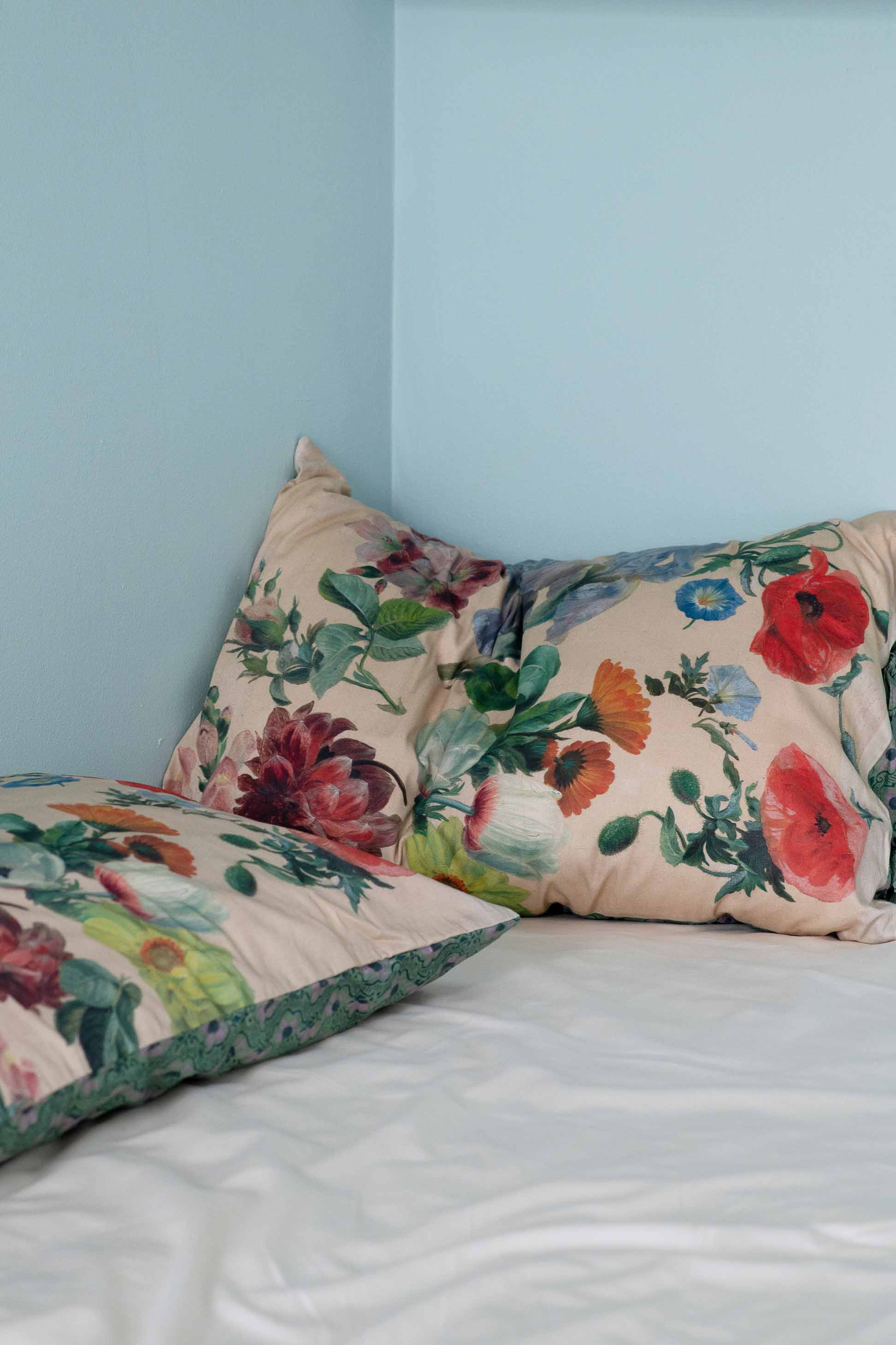 Lazy Bones Summer Flowers pillowcase set Lazy Bones