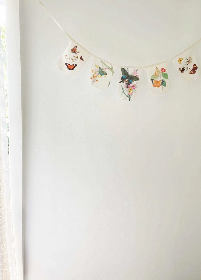 Lazybones Butterflies Garland Lazy Bones