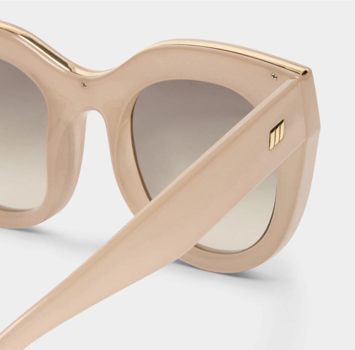 Le Specs Air Heart- Oatmeal Le Specs