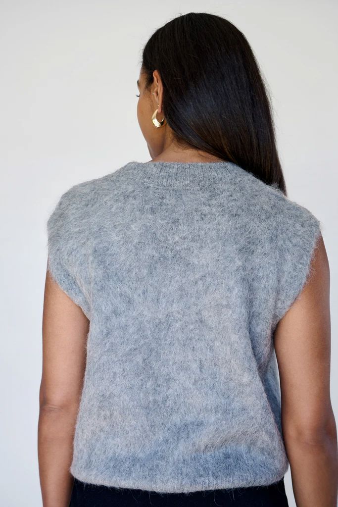 Maxted Brushed Vest - Charcoal Maxted