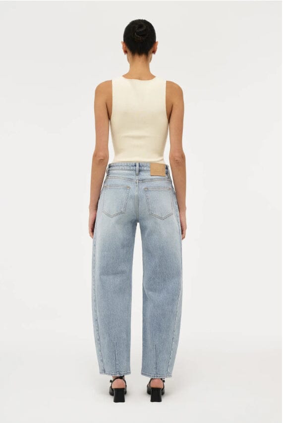 Neuw Denim Amber Barrel Jeans - Vogue Light Vintage Indigo Women's Jeans Neuw Denim 