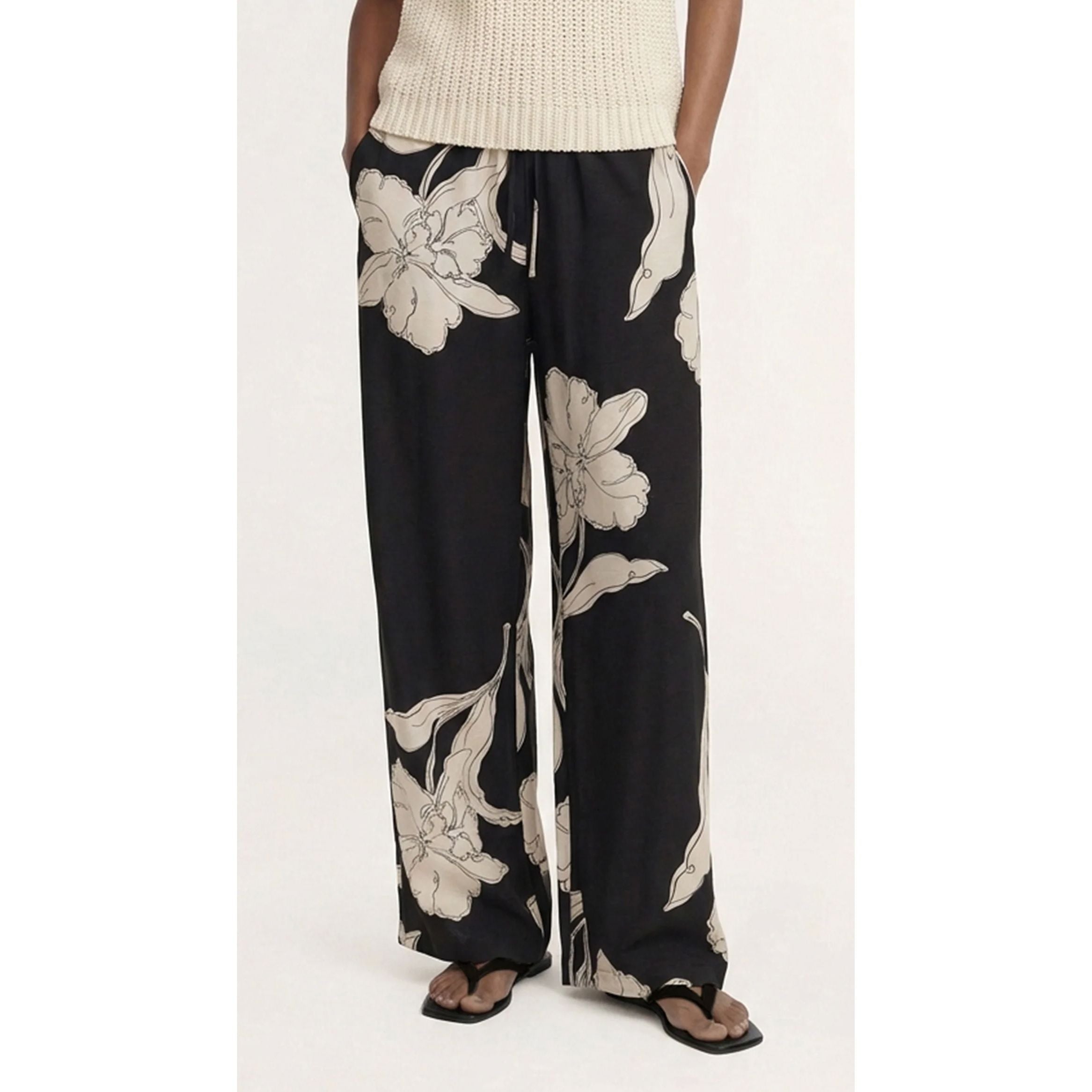 Staple The Label Veda Relaxed Fit Pant - Black/Cream Floral Staple the label