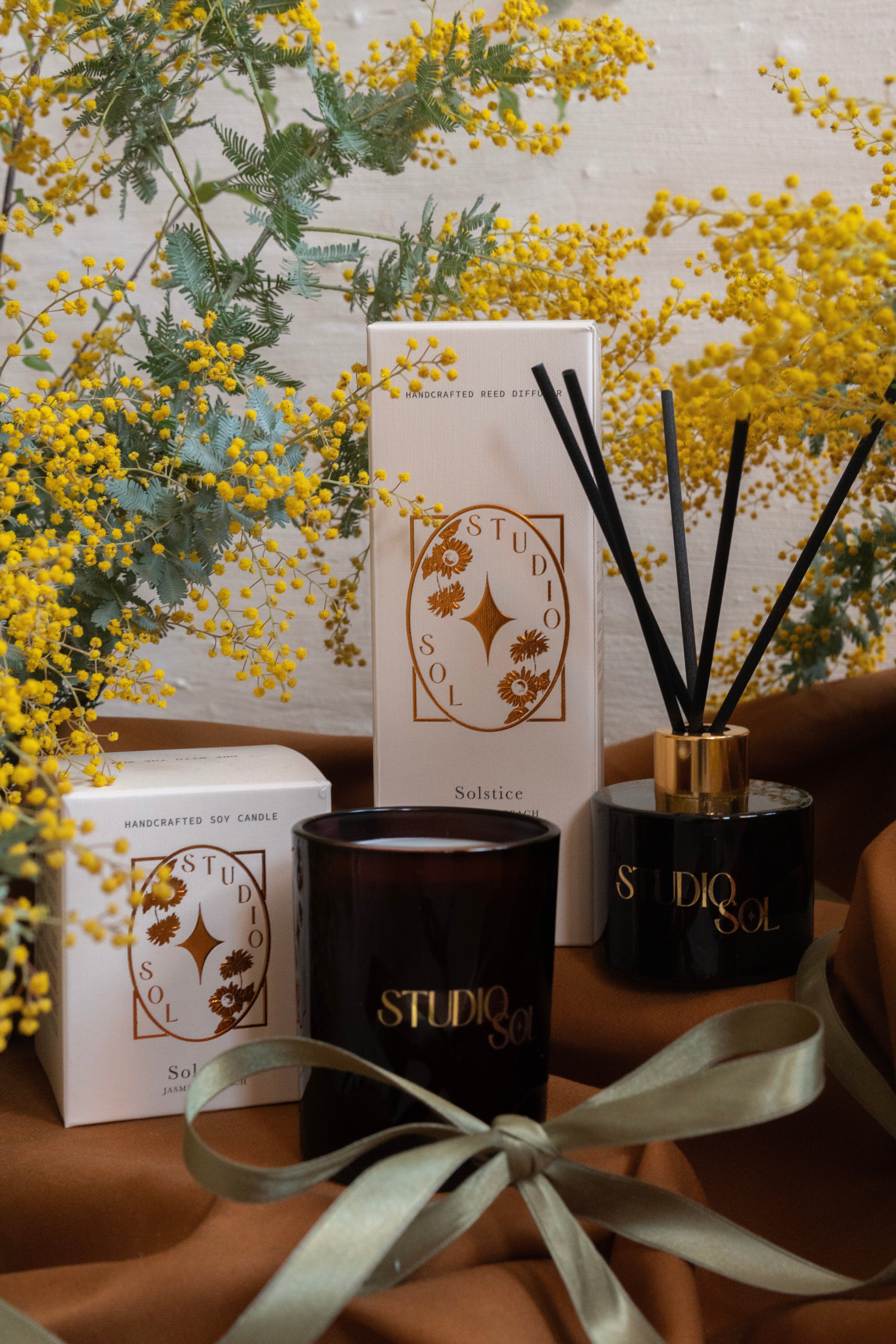 Studio Sol No Rain, No Flowers Candle Peony & Chamomile Studio Sol